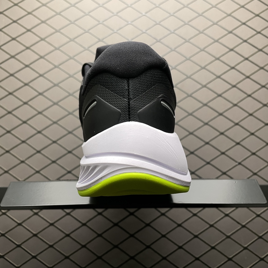 190 Nike Air Zoom Structure 23 超轻网面透气跑步鞋 CZ6720-010 品质做工 鞋盒钢印 QC尺码表 合格证 区分市面通货版本 尺码：39 40 40.5 41 42 42.5 43 44 44.5 45 编号：24DTNNJ