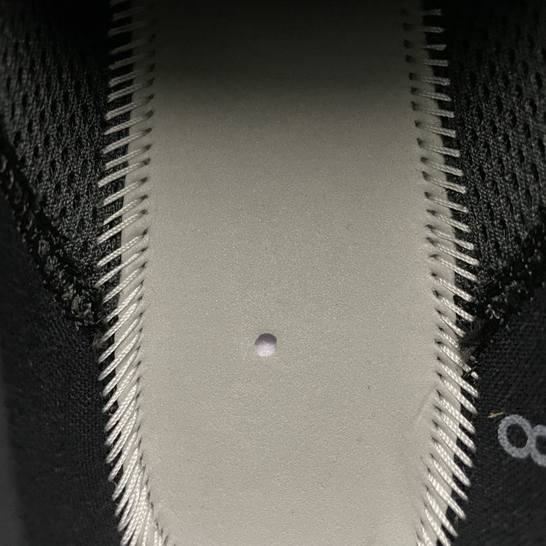 190 Nike Air Zoom Structure 23 超轻网面透气跑步鞋 CZ6720-010 品质做工 鞋盒钢印 QC尺码表 合格证 区分市面通货版本 尺码：39 40 40.5 41 42 42.5 43 44 44.5 45 编号：24DTNNJ
