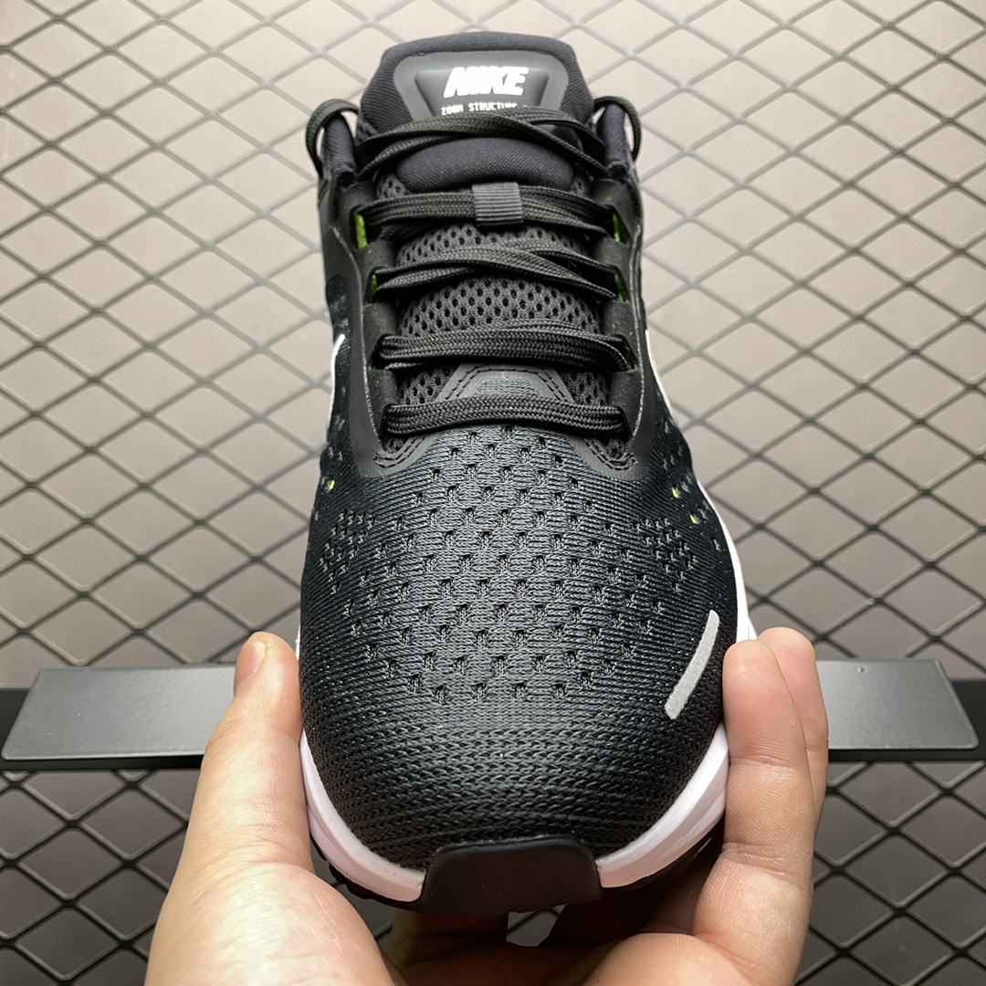 190 Nike Air Zoom Structure 23 超轻网面透气跑步鞋 CZ6720-010 品质做工 鞋盒钢印 QC尺码表 合格证 区分市面通货版本 尺码：39 40 40.5 41 42 42.5 43 44 44.5 45 编号：24DTNNJ