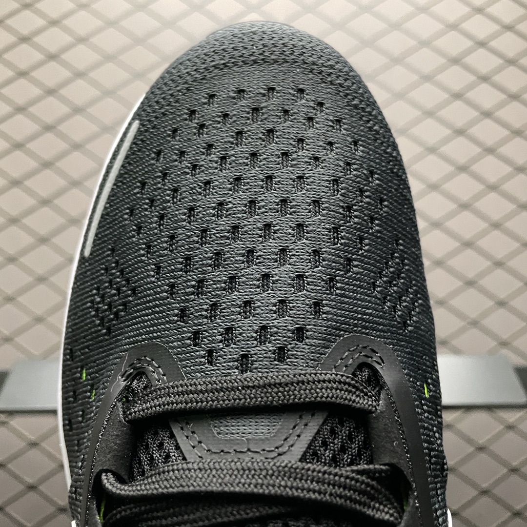 190 Nike Air Zoom Structure 23 超轻网面透气跑步鞋 CZ6720-010 品质做工 鞋盒钢印 QC尺码表 合格证 区分市面通货版本 尺码：39 40 40.5 41 42 42.5 43 44 44.5 45 编号：24DTNNJ