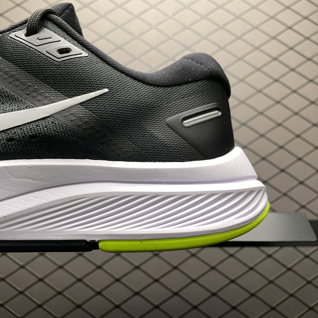 190 Nike Air Zoom Structure 23 超轻网面透气跑步鞋 CZ6720-010 品质做工 鞋盒钢印 QC尺码表 合格证 区分市面通货版本 尺码：39 40 40.5 41 42 42.5 43 44 44.5 45 编号：24DTNNJ