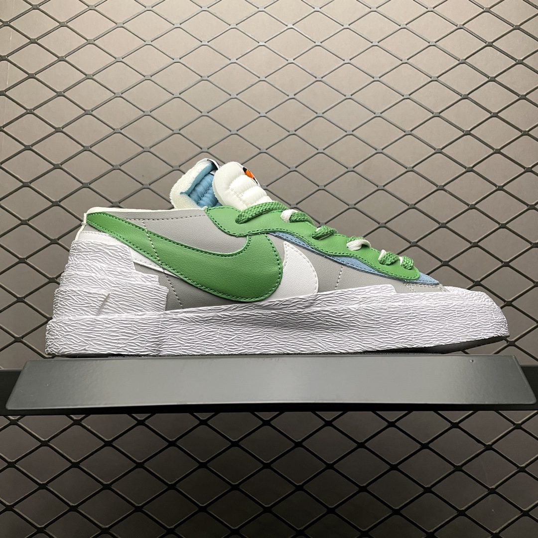 400 纯原版本 Sacai X Nike Blazer Low 解构双勾走秀 联名款开拓者低帮休闲板鞋 DD1877-001