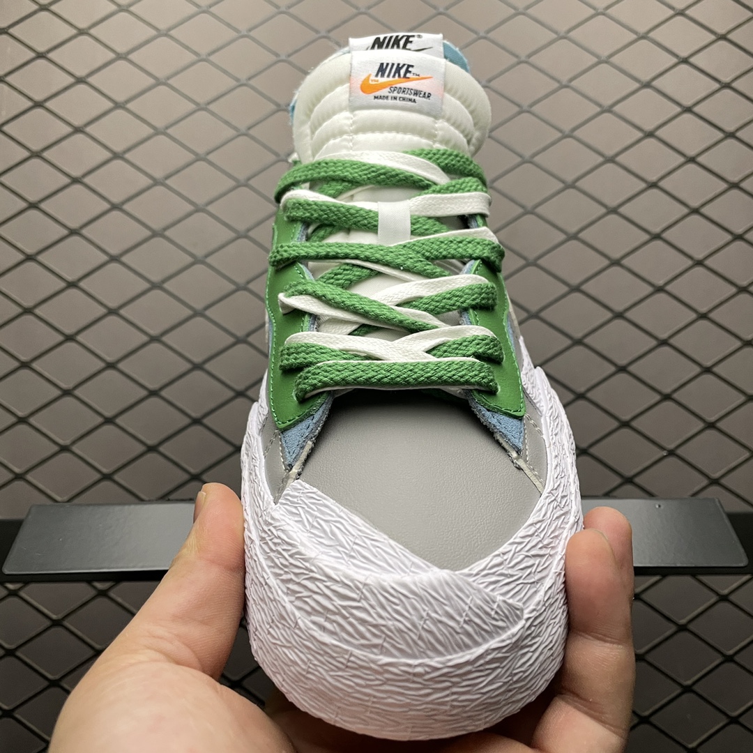 400 纯原版本 Sacai X Nike Blazer Low 解构双勾走秀 联名款开拓者低帮休闲板鞋 DD1877-001