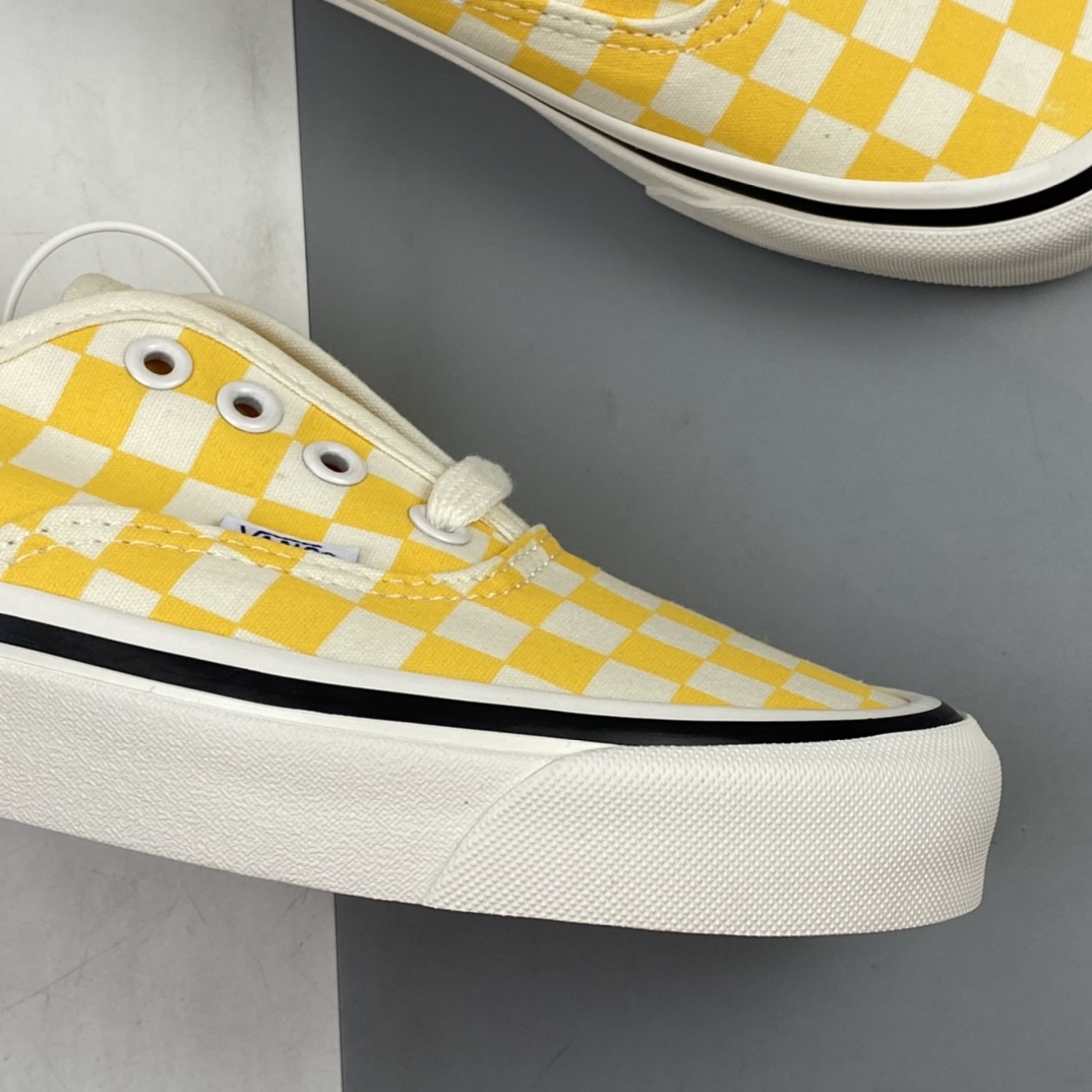 P140 Vans Authentic 经典安娜海姆 橘黄色棋盘格 4孔低帮高端硫化滑板鞋 VN0A54F241P