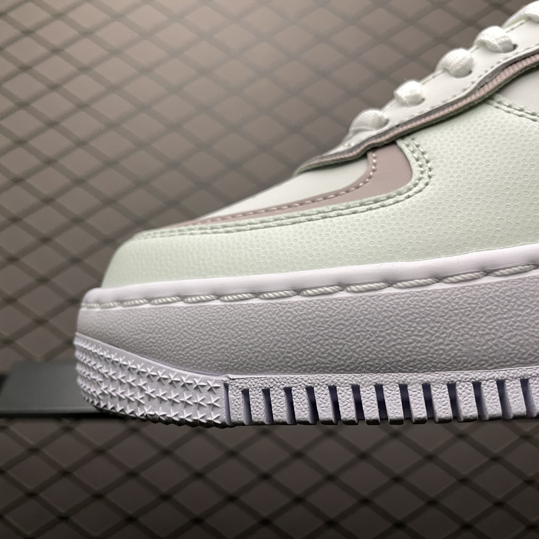 220 NK Air Force 1 Shadow 解构系列空军一号低帮运动休闲板鞋 CV8480-300