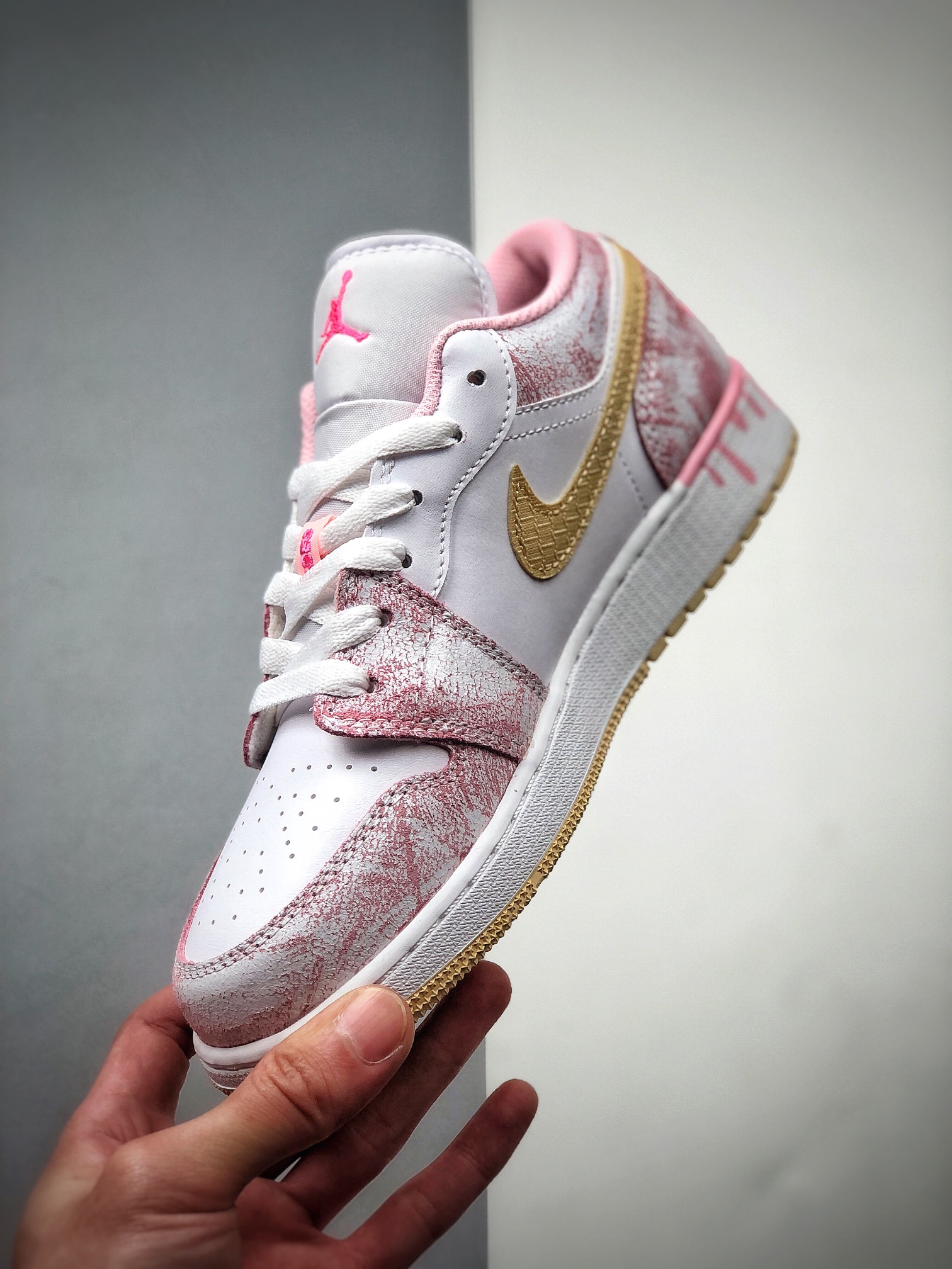 240  纯原Air Jordan 1 Low （GS） 低帮 冰激凌 “孟佳 周雨彤同款”  CW7104-601