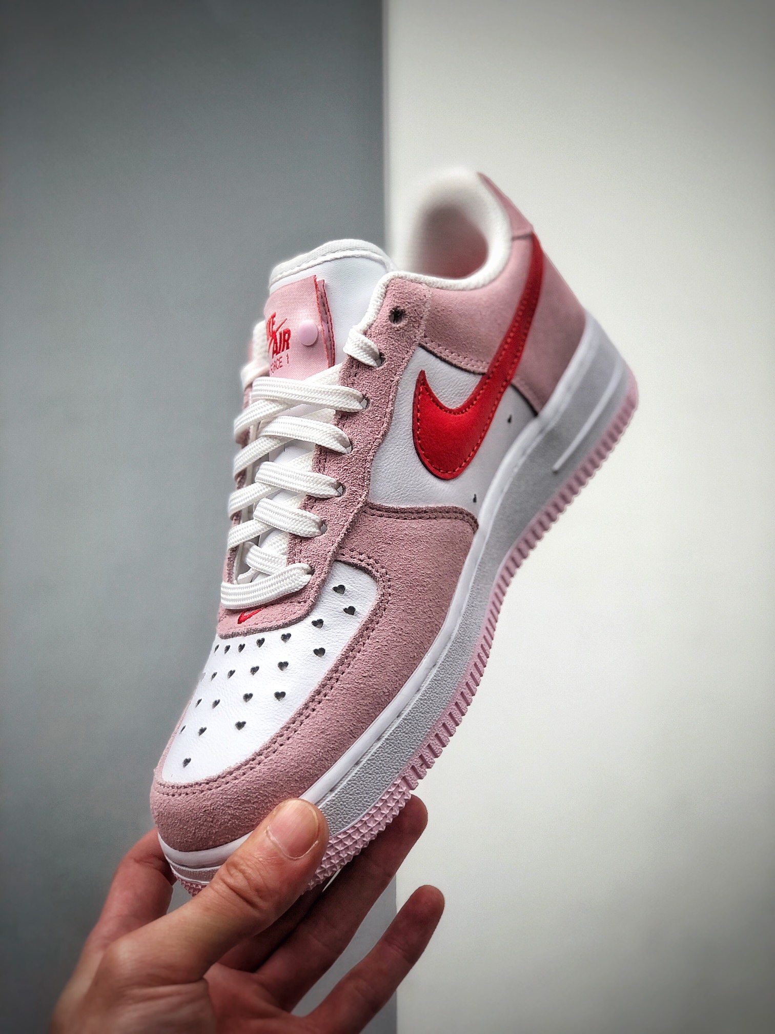 230 NIKE FORCE空军一号运动休闲板鞋   DD3884-600