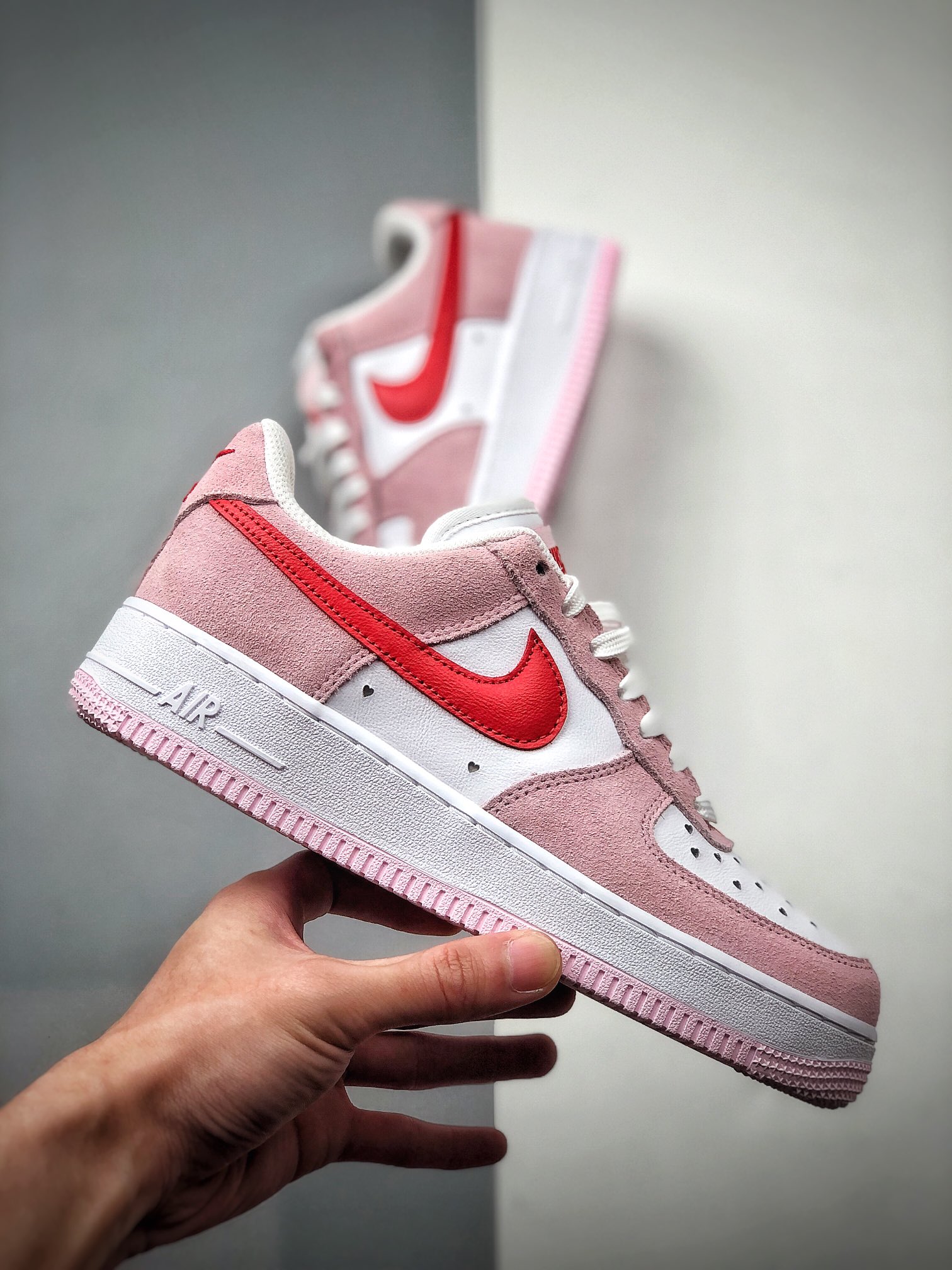 230 NIKE FORCE空军一号运动休闲板鞋   DD3884-600