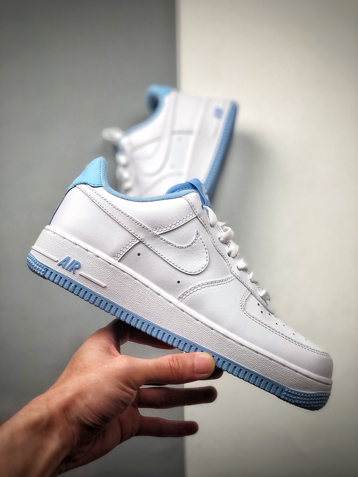 200 NIKE FORCE空军一号运动休闲板鞋   CD6915-103