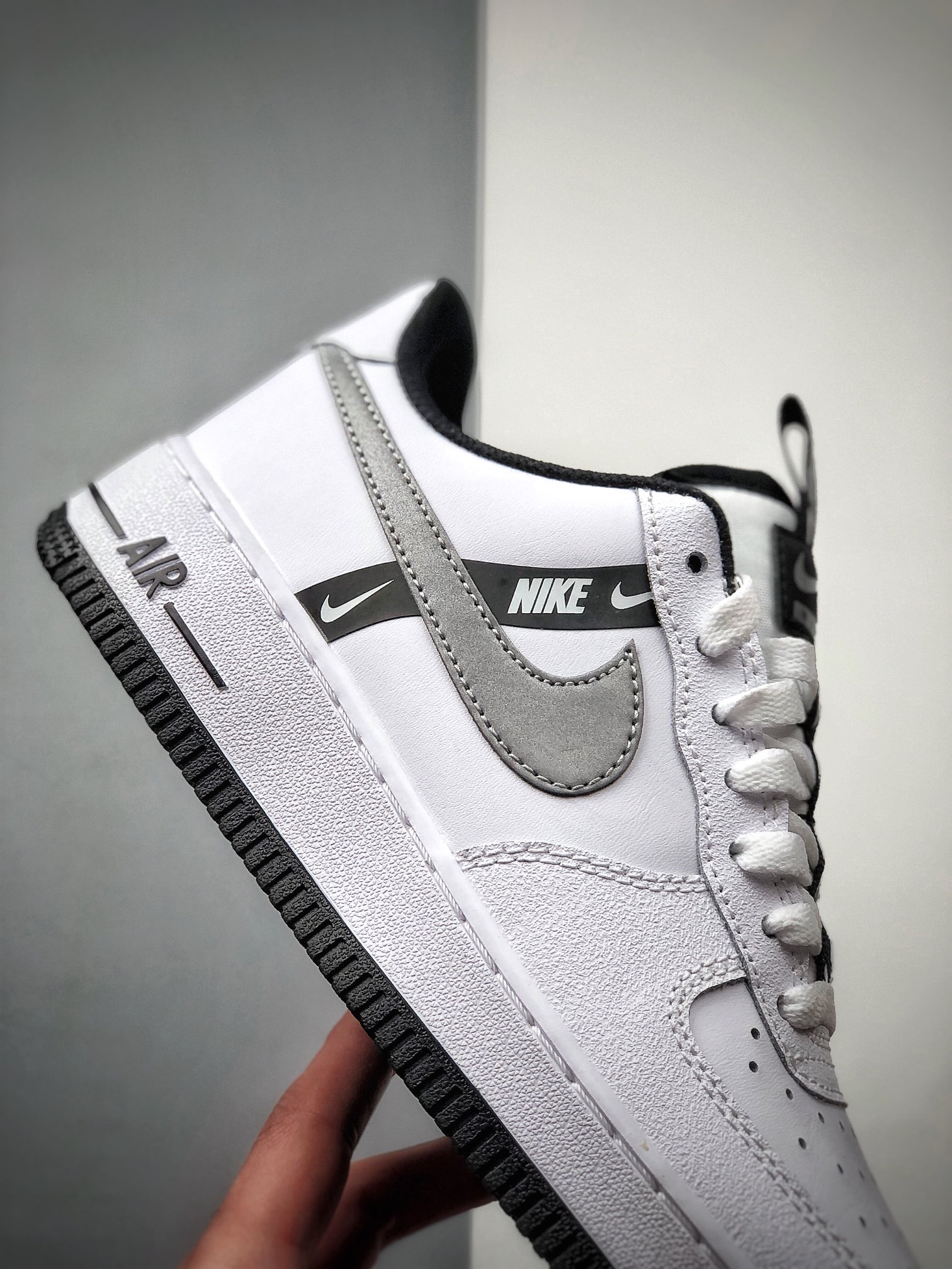200 NIKE FORCE空军一号运动休闲板鞋   CT4683-100
