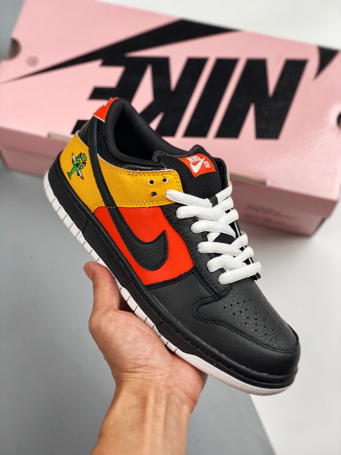 NK Dunk SB Low Raygun alienígena, versión original pura, material de cuero de primera capa, Roswell Rayguns es un equip…