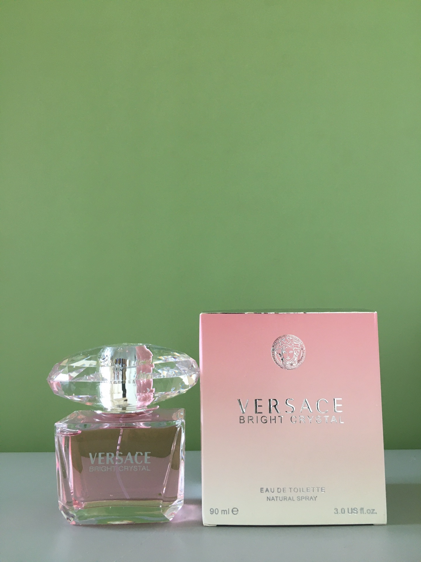 Versace Perfume Buy 1:1
 Pink