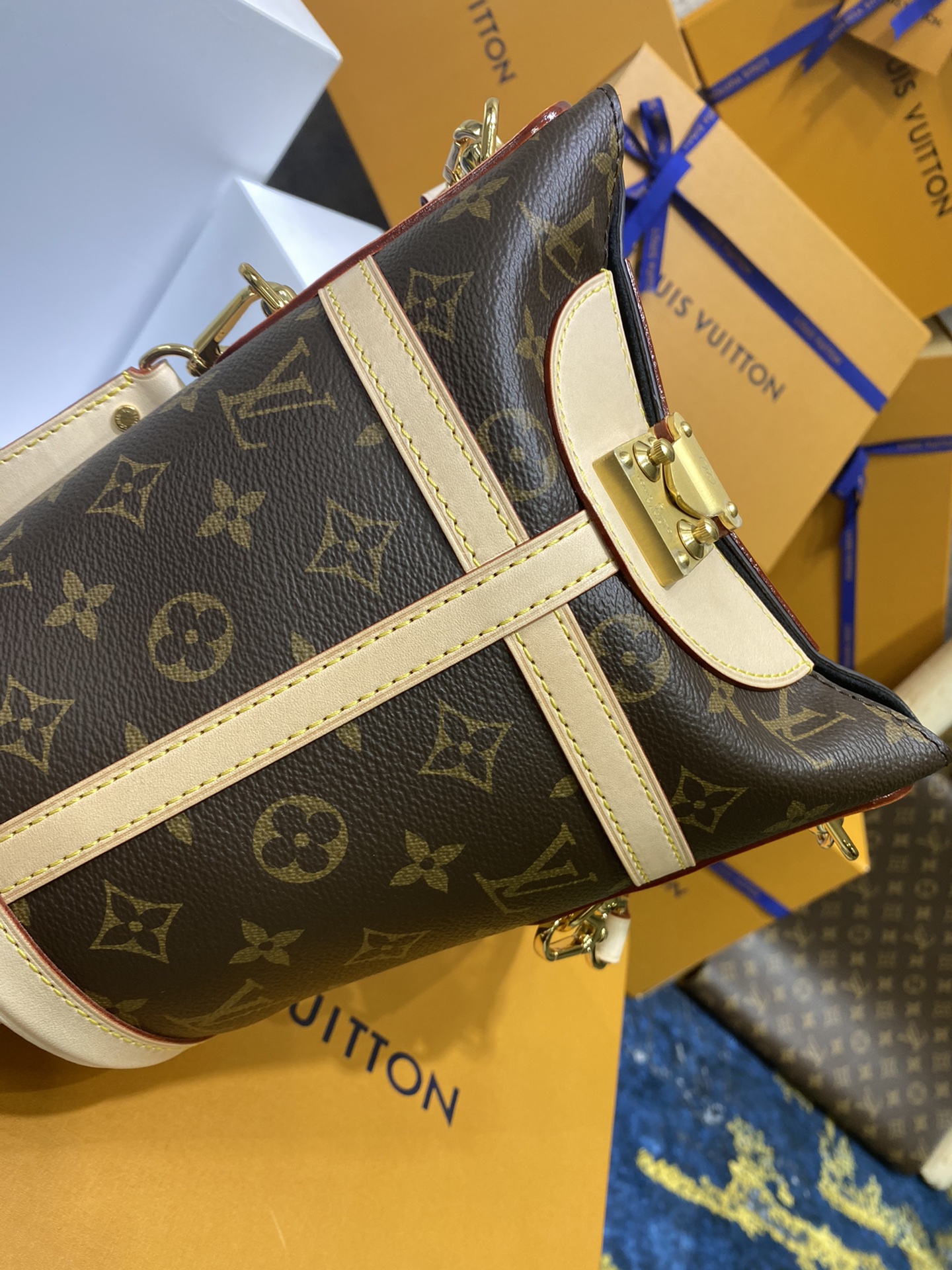 NO:176680,DUFFLE French Fries Bag More Details ” Model M43587,19860909DUFFLE 薯条包 更多细节鉴赏 ” 型号M43587,,Bag