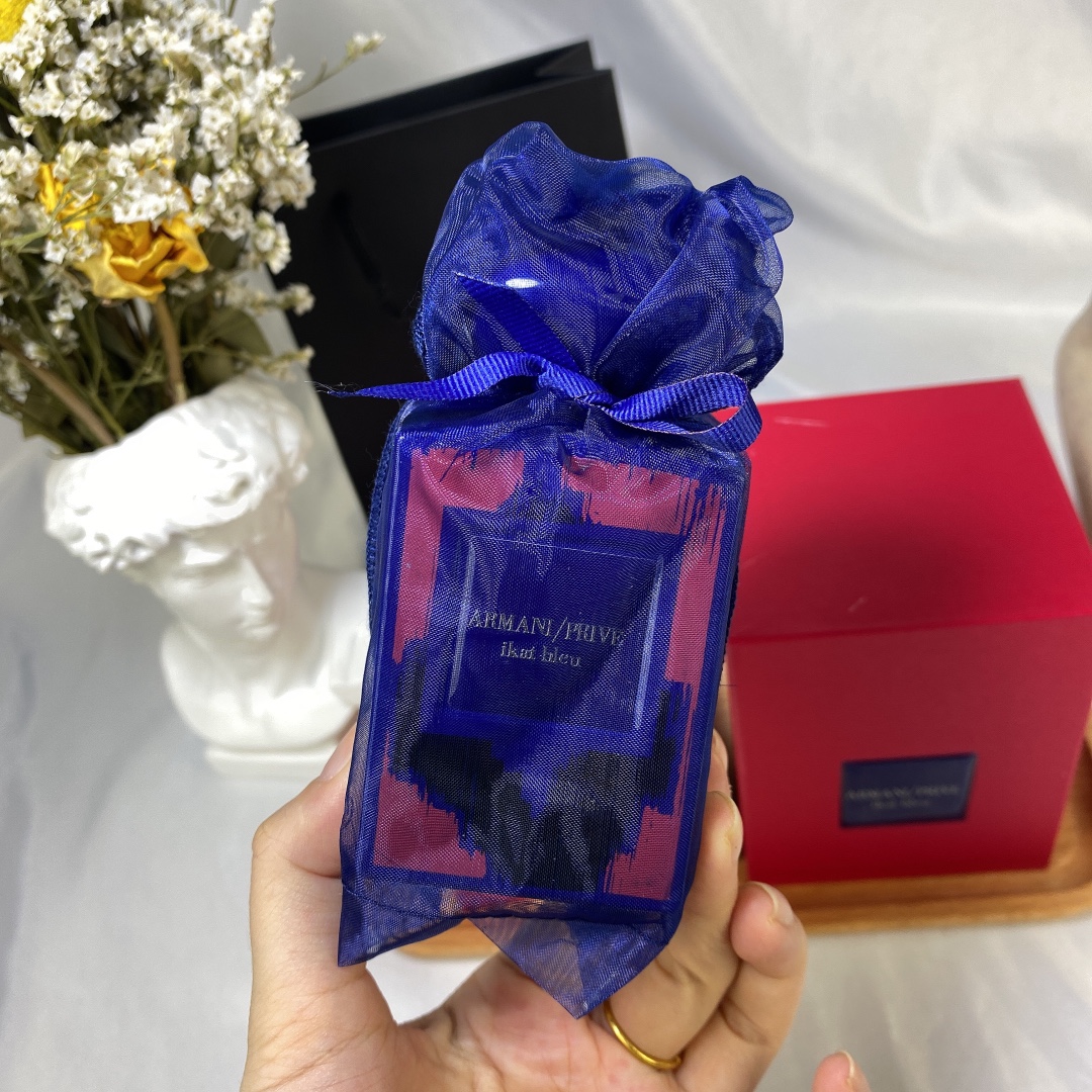 Armani/Privé Ikat Bleu Eau de Parfum - 100ml - Spicy & Woody Scent 8 i1618467650 5814 6