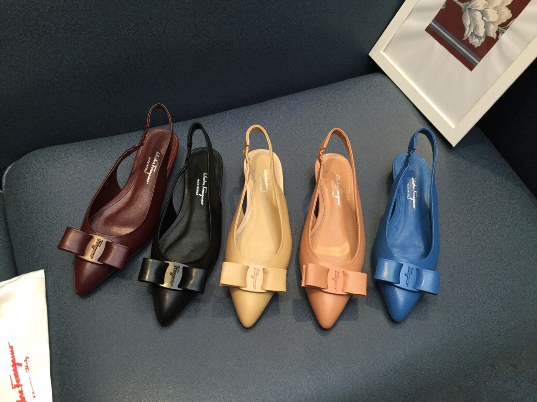 [Salvatore Ferragamo Viva 2.0 Ferragamo lágrima talón abierto zapatos de tacón FILA nueva serie VIVA