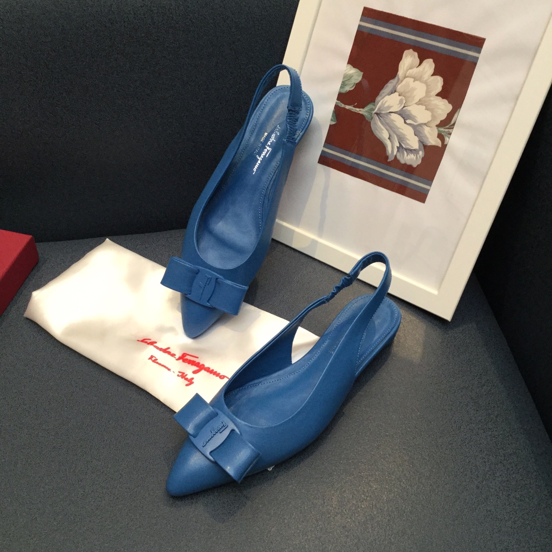 [Salvatore Ferragamo Viva 2.0 Ferragamo lágrima talón abierto zapatos de tacón FILA nueva serie VIVA