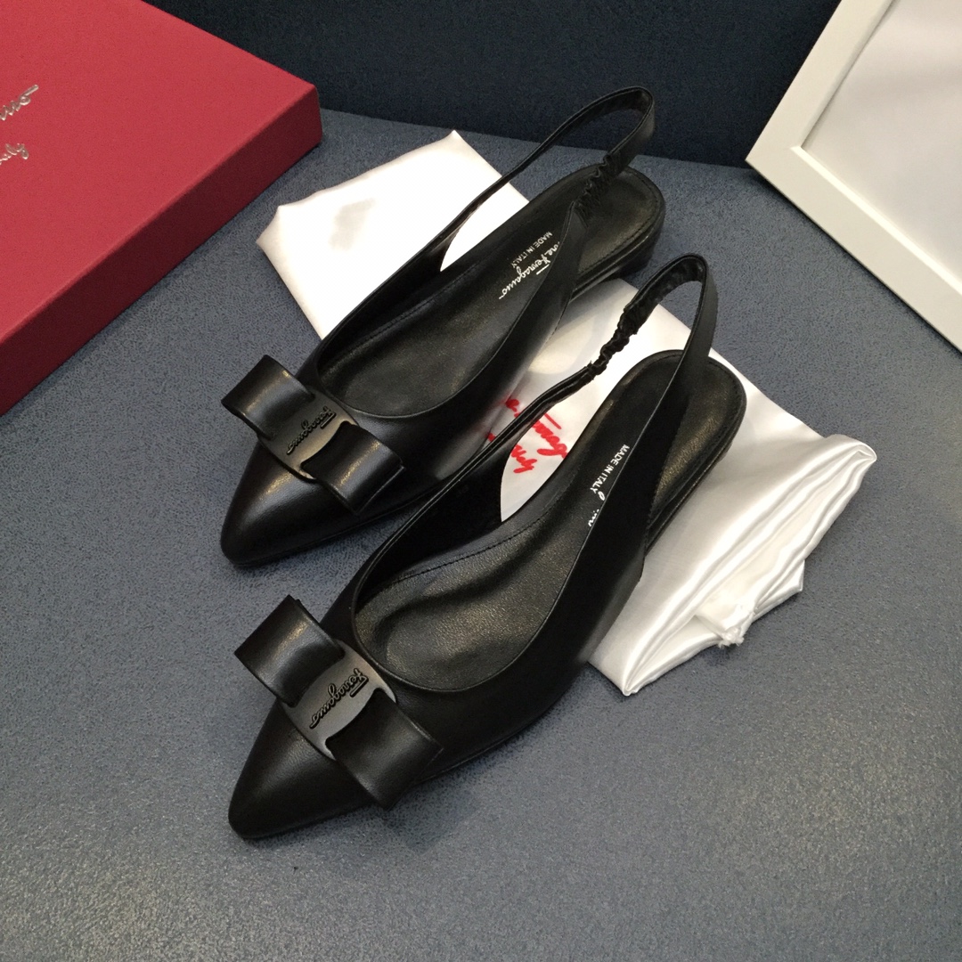 [Salvatore Ferragamo Viva 2.0 Ferragamo lágrima talón abierto zapatos de tacón FILA nueva serie VIVA
