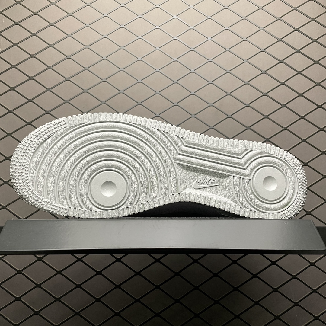 220 NK Air Force 1’07 空军一号低帮运动休闲板鞋 DC2526-100