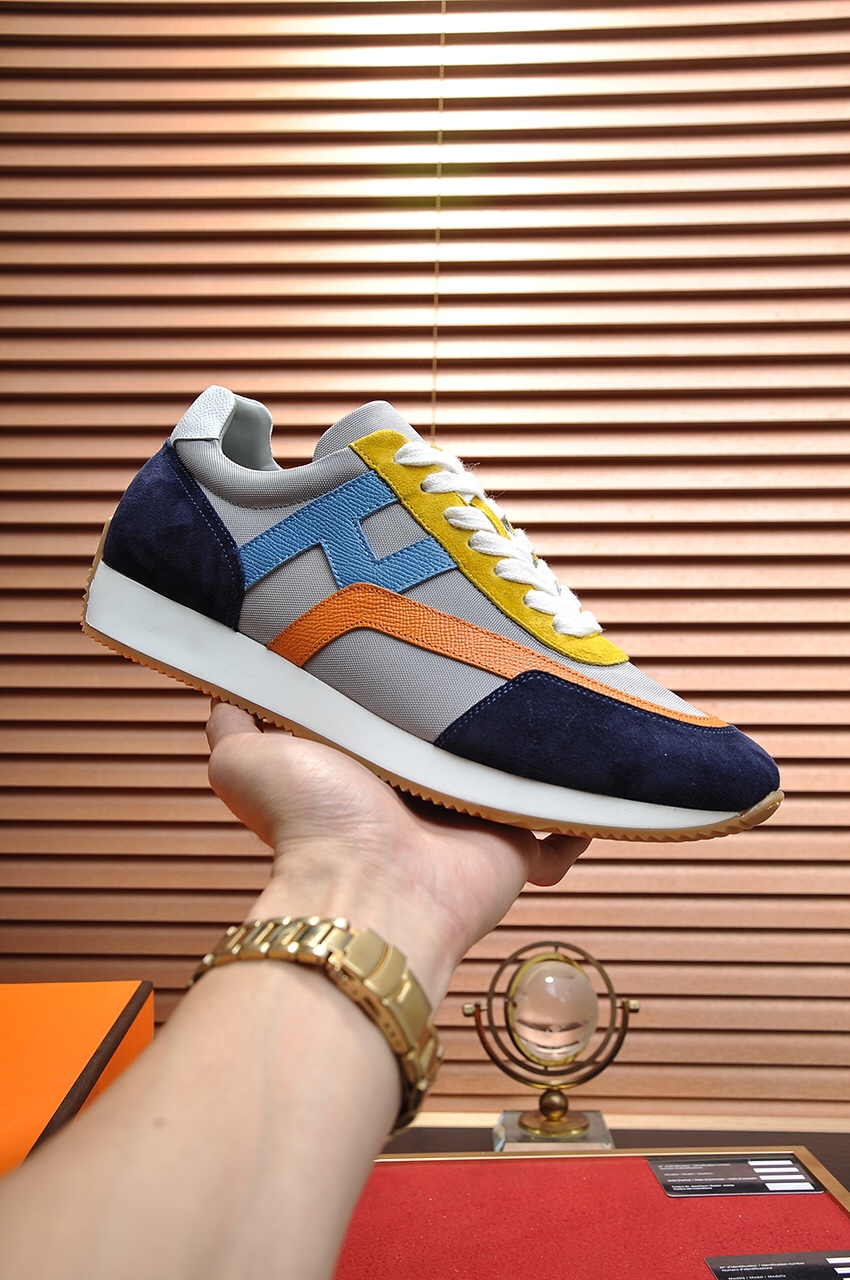 Hermès Men's & Women's Couple Sneakers in Italian Leather, Multi-color 5 i1618512300 7193 3