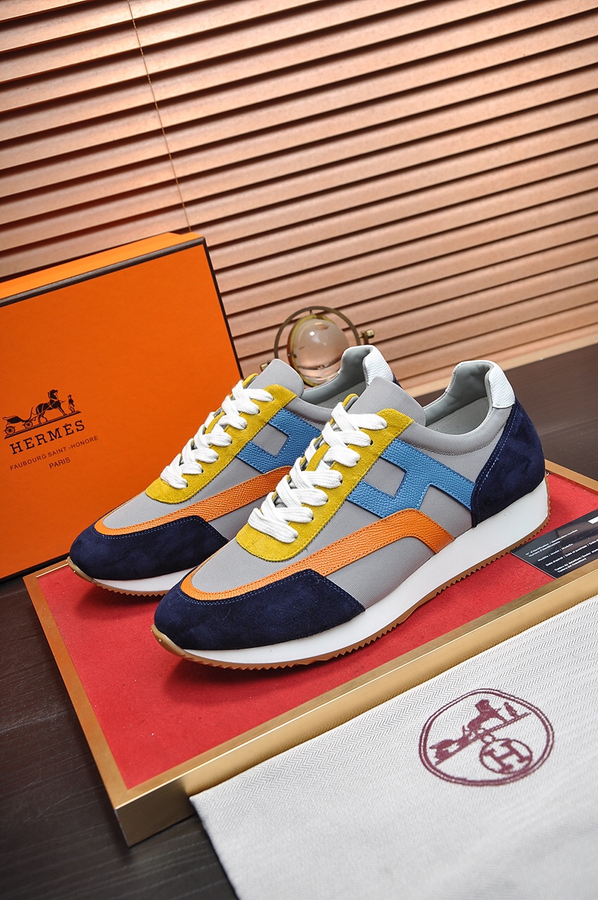 Hermès Men's & Women's Couple Sneakers in Italian Leather, Multi-color 4 i1618512300 8935 2