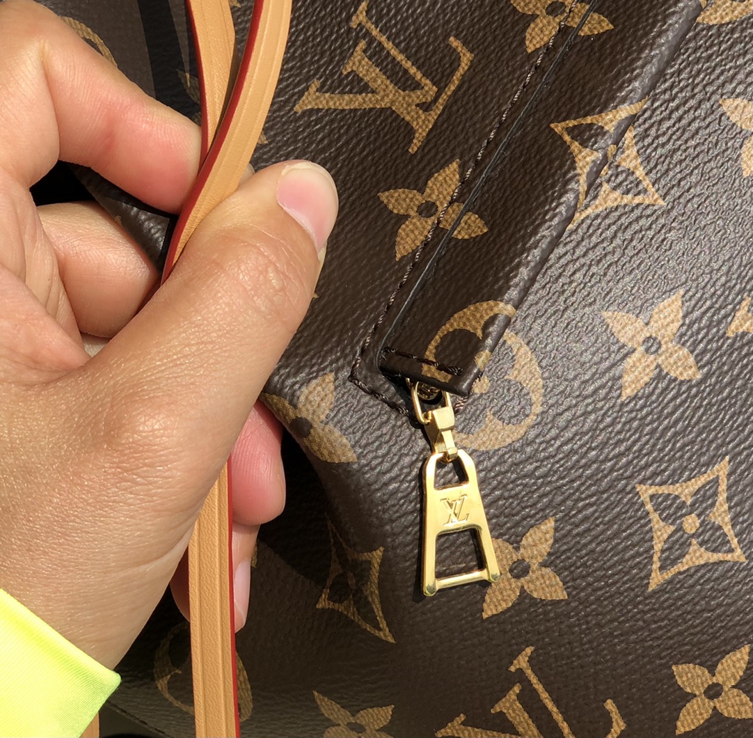 🌼 m45501尺寸27.5*33*14㎝ 正宗境外渠道好货供应！当红MONTSOURIS 小号双肩包现