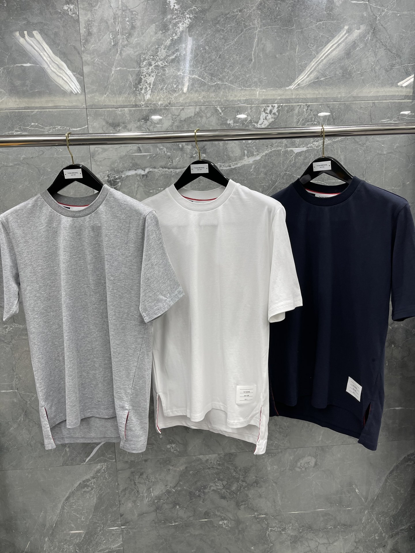 톰브라운 코튼 의류 40452 Thom Browne T Shirt