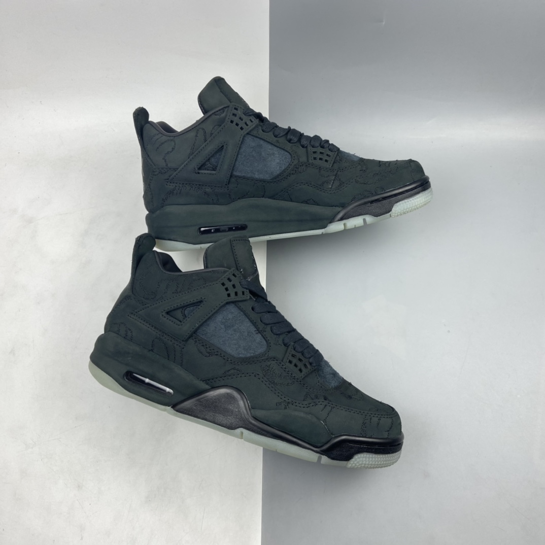 P550 Kaws x Air Jordan 4 Black AJ4 黑麂皮夜光限量联名 930155-001
