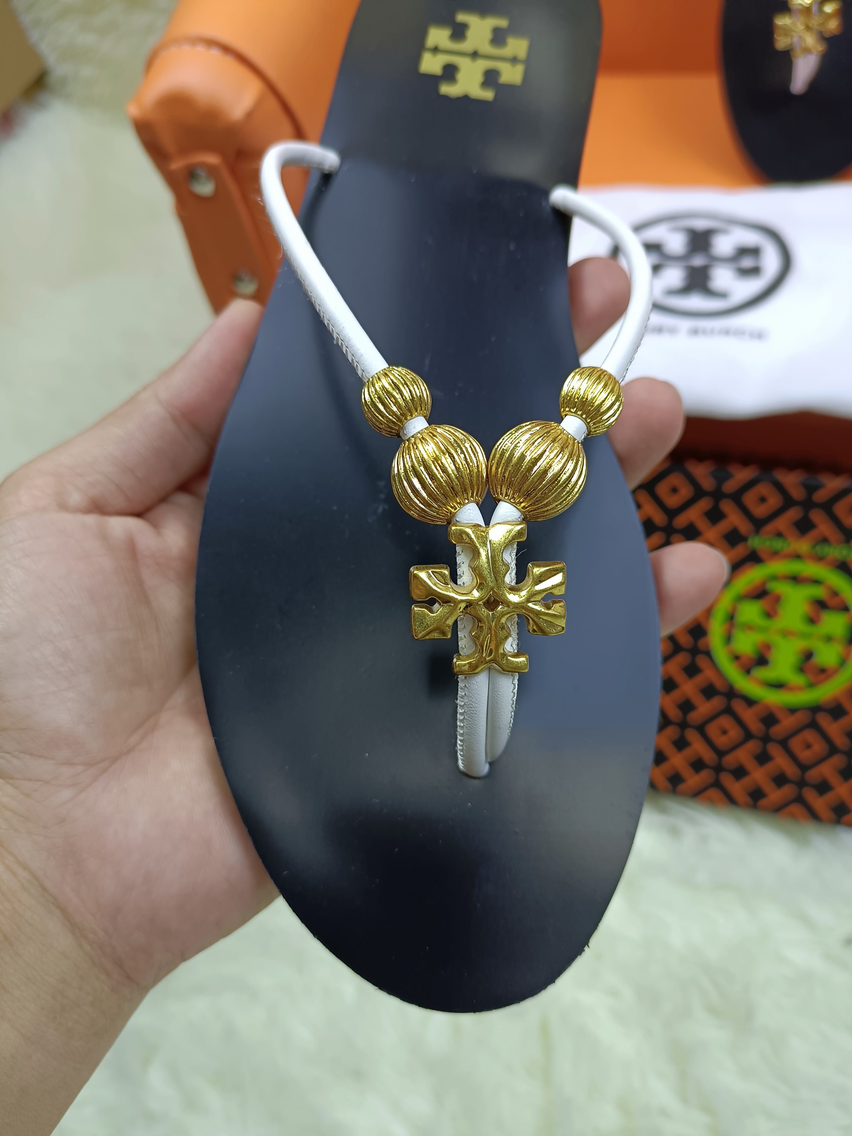 Toribosch’s Stylish Flat-Bed Sandals: Premium Cattle Skin, Various Colors, Customizable Sizes. - 图片 3