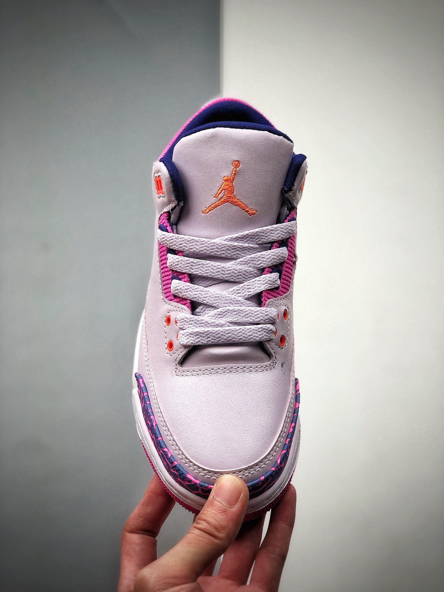 330 乔丹AJ3 爆裂纹粉紫色 Jordan Brand Air Jordan 3 GS。爆裂粉 441140-500