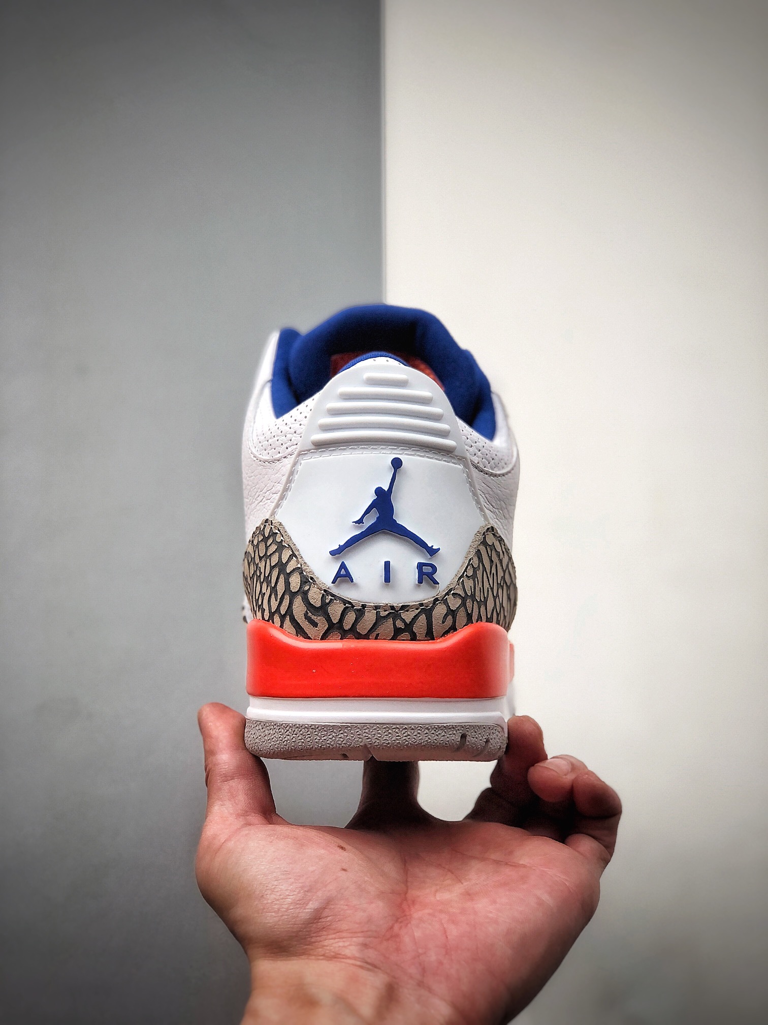 330  Air Jordan 3 Retro“Knicks”YAJ3 乔3尼克斯配色   136064-148