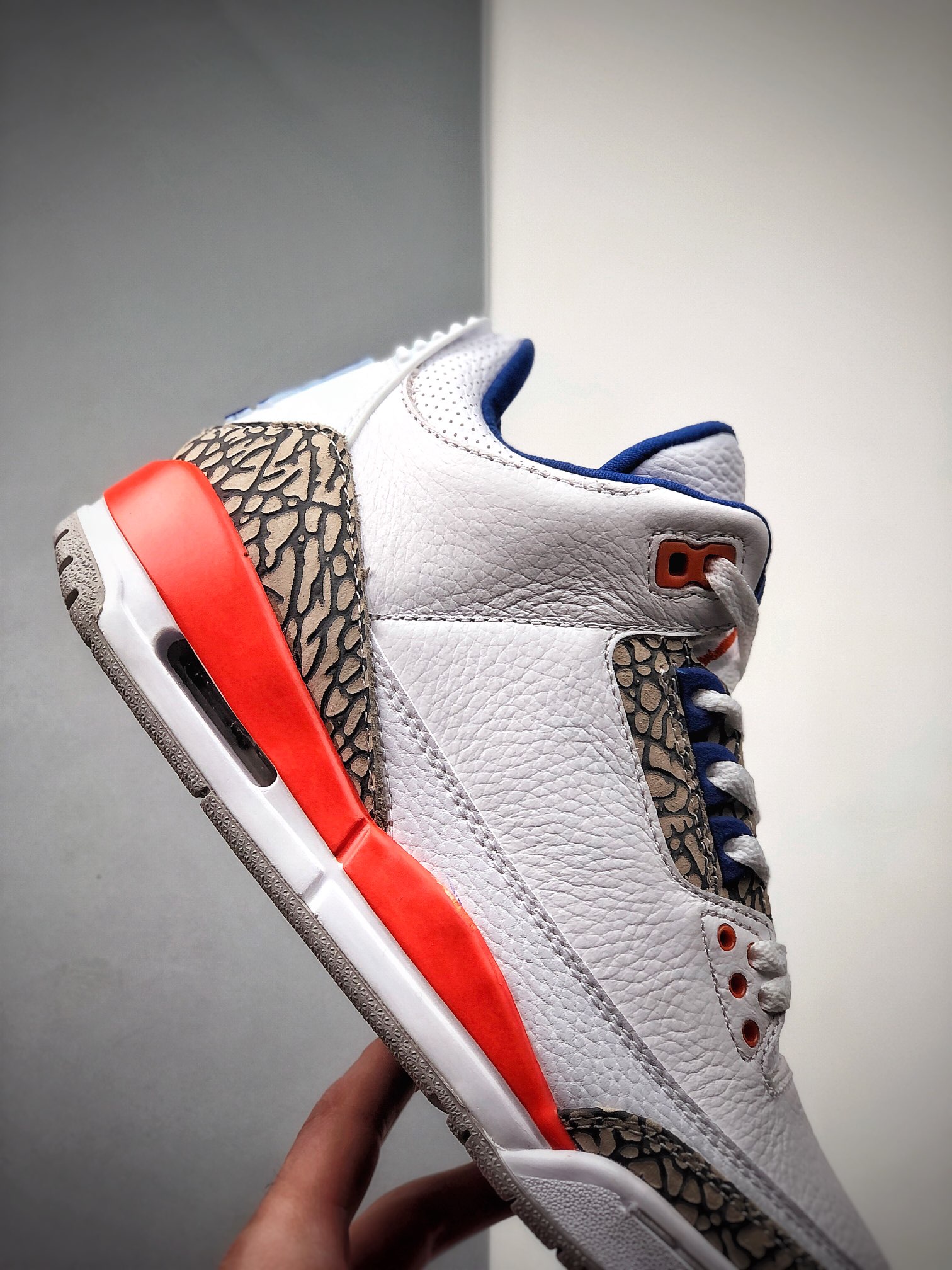 330  Air Jordan 3 Retro“Knicks”YAJ3 乔3尼克斯配色   136064-148