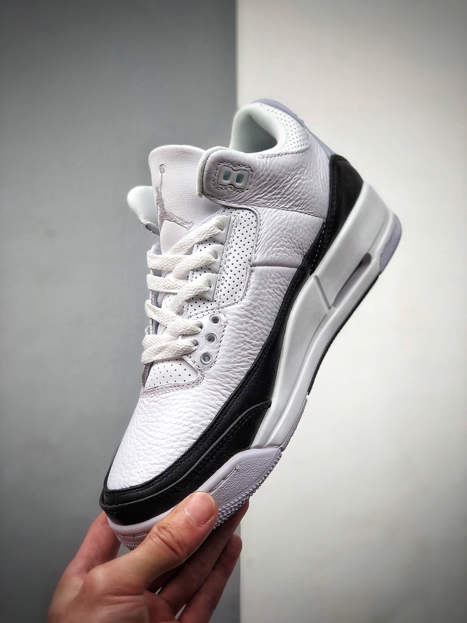 330  Fragment Design x Air Jordan 3 藤原浩 闪电联名 AJ3 乔丹3代 aj3  DA3595-100