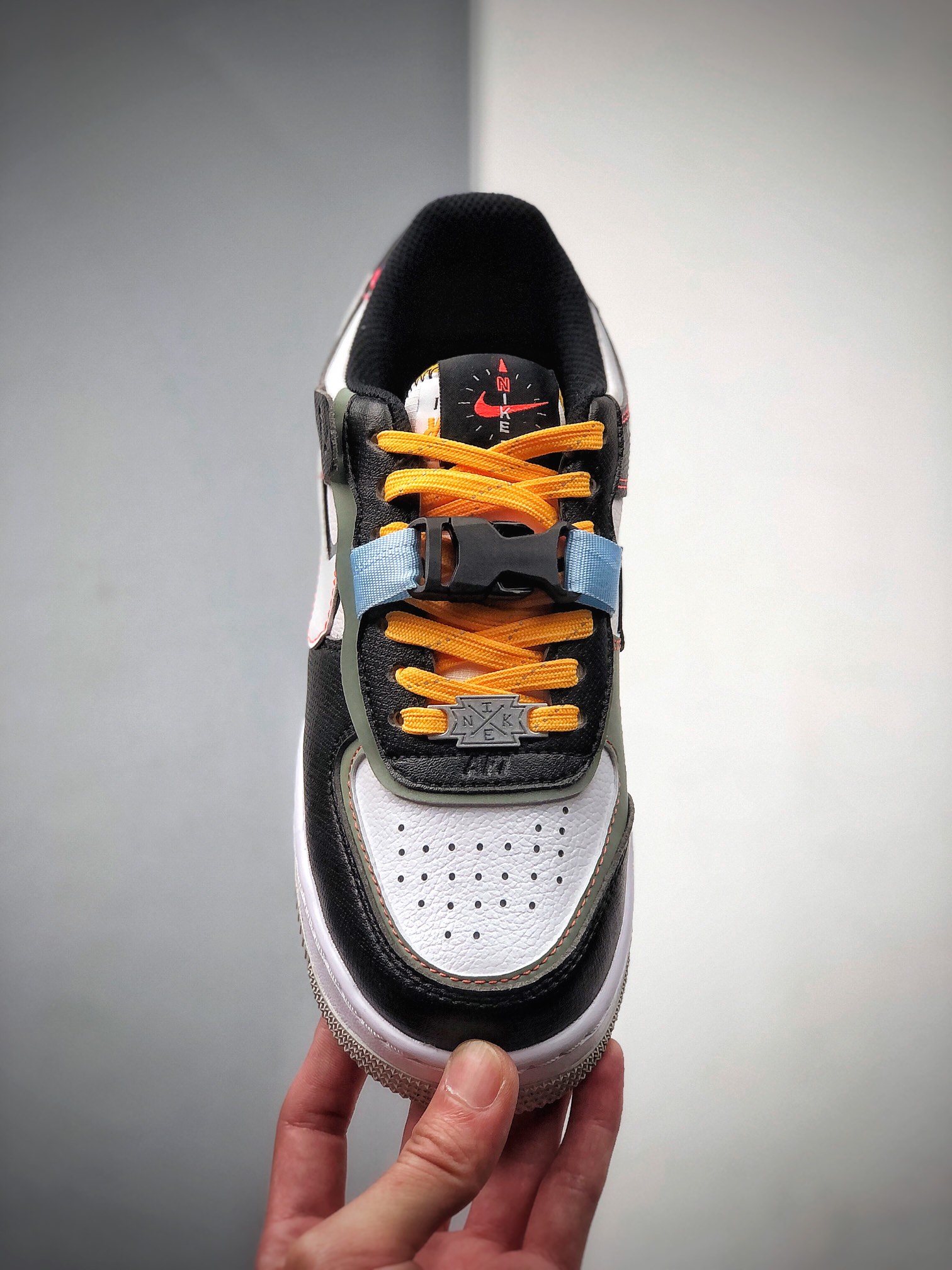 200 NIKE FORCE空军一号运动休闲板鞋   DC2542-001