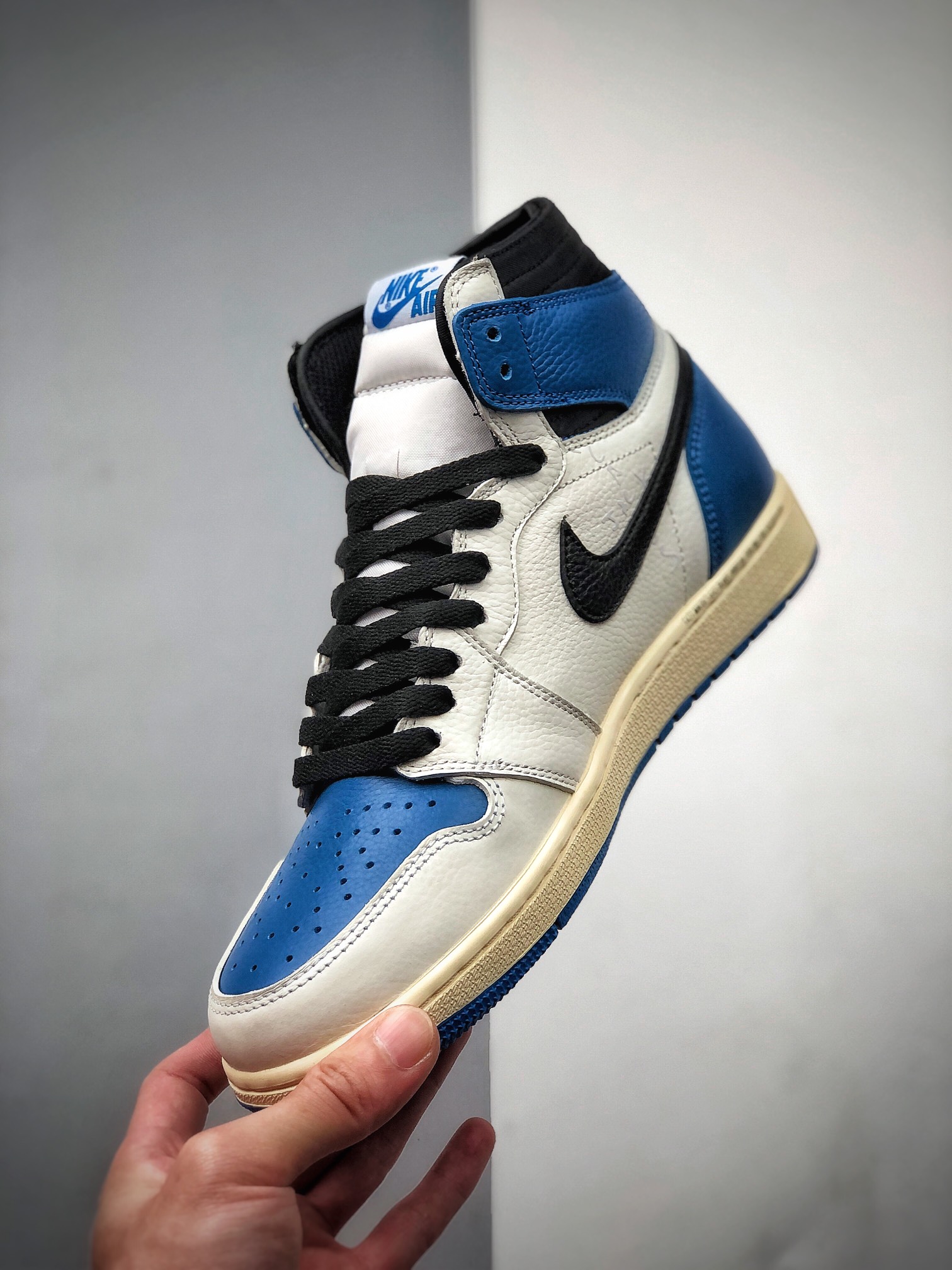 360  Air Jordan 1 Retro High OG 高帮 倒勾黑曜石DH3227-105