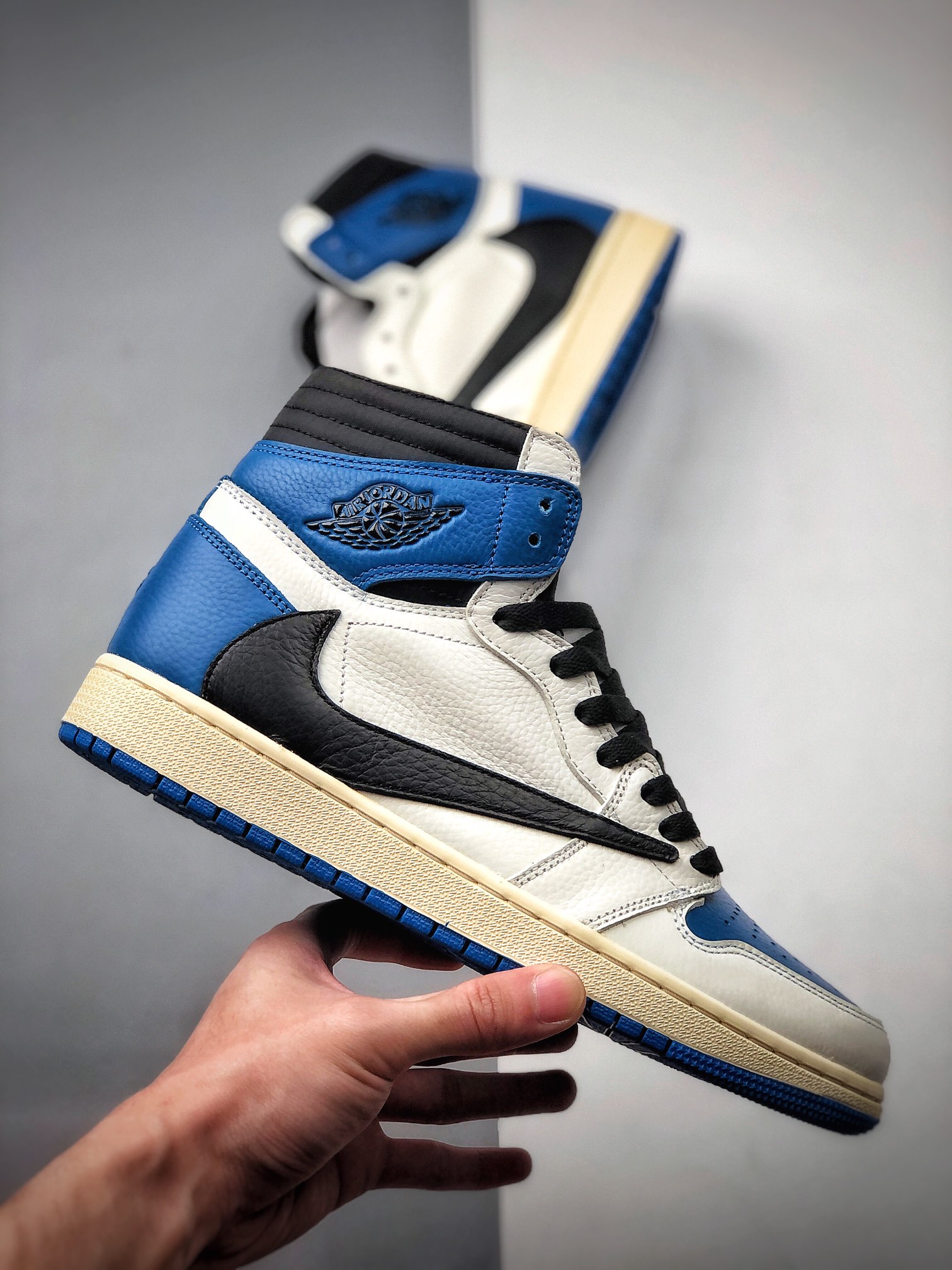 360  Air Jordan 1 Retro High OG 高帮 倒勾黑曜石DH3227-105
