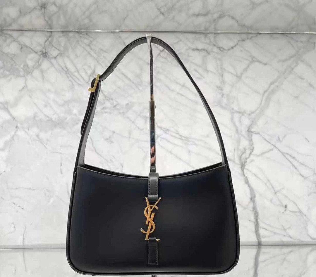 Saint laurent Ysl LE 5 À 7 平纹腋下包 657228黑色