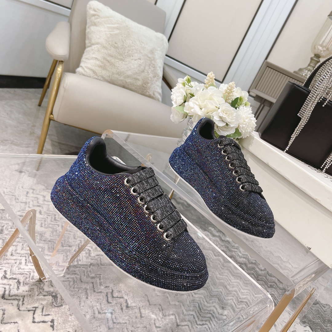 Alexander McQueen Crystal Embellished Velvet Sneakers Gradient Color 2025SS 5 a1618679763830 4767