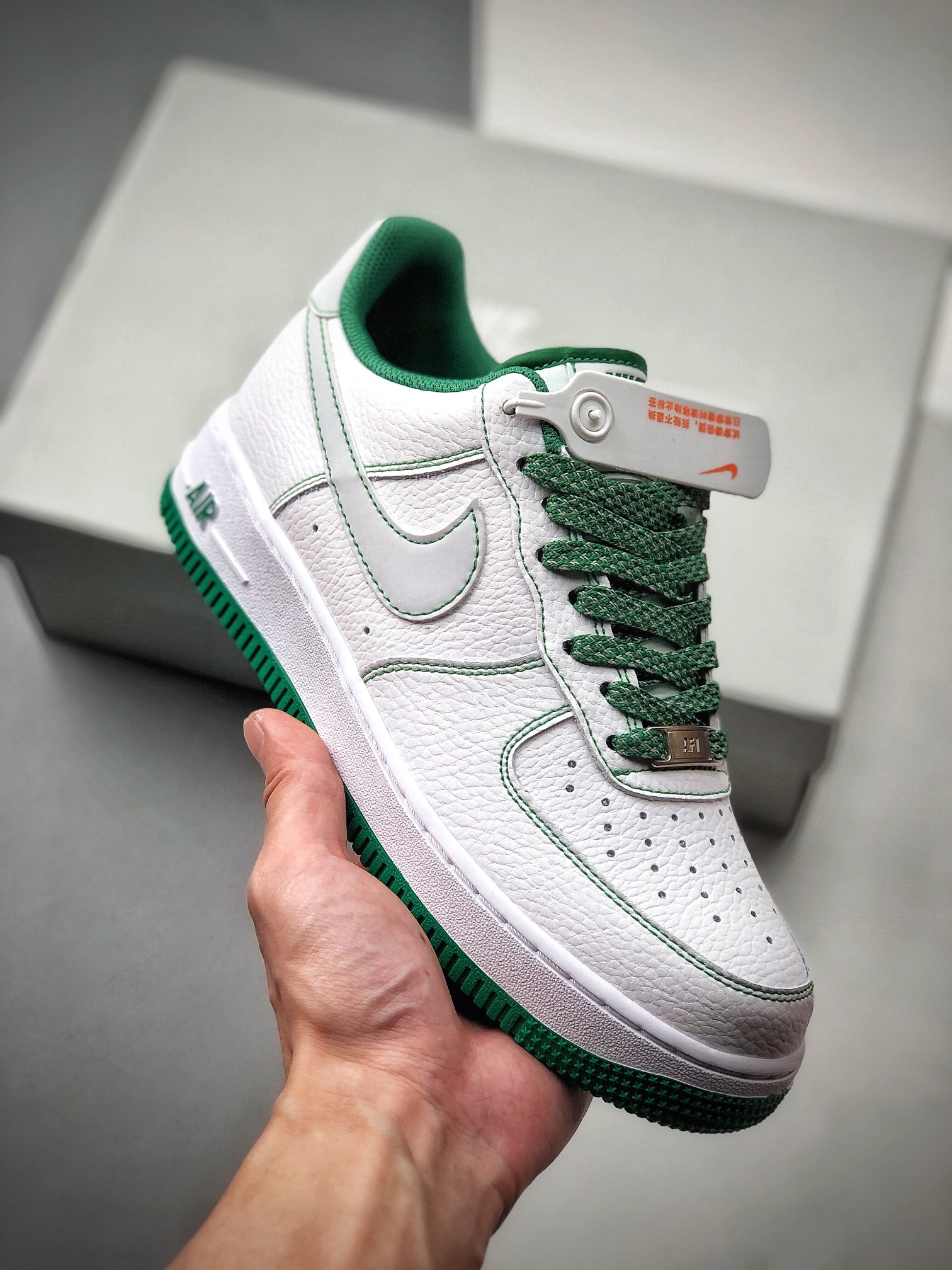 240 NIKE FORCE空军一号运动休闲板鞋   CN2896-103