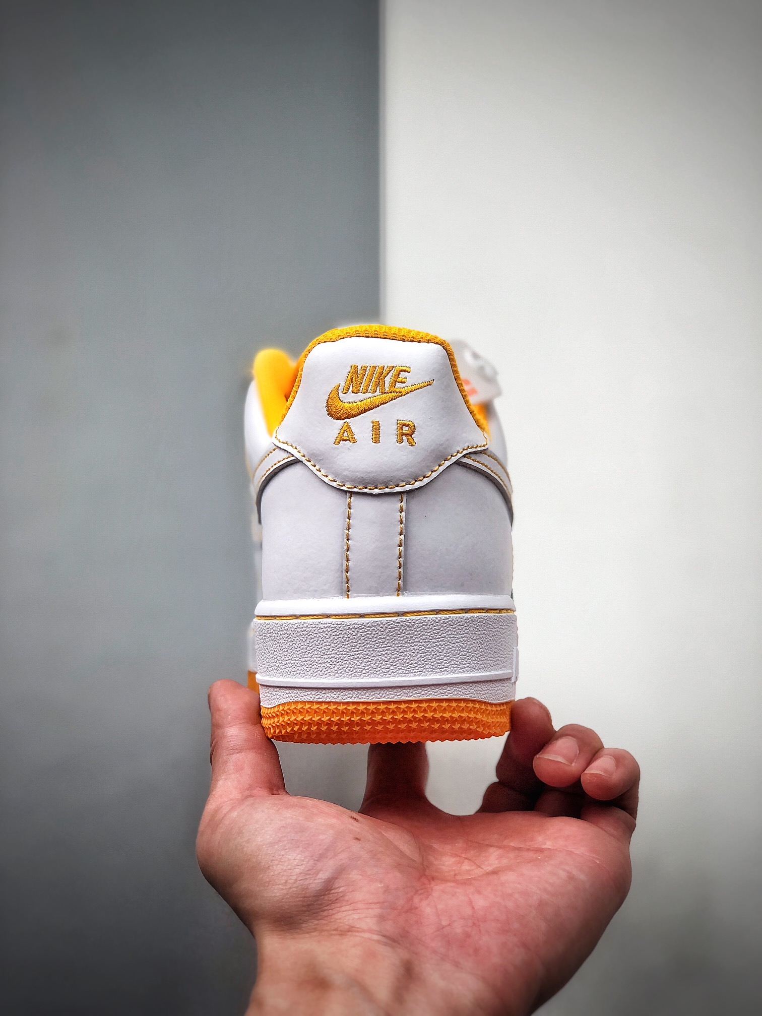 200 NIKE FORCE空军一号运动休闲板鞋   CV1724-102