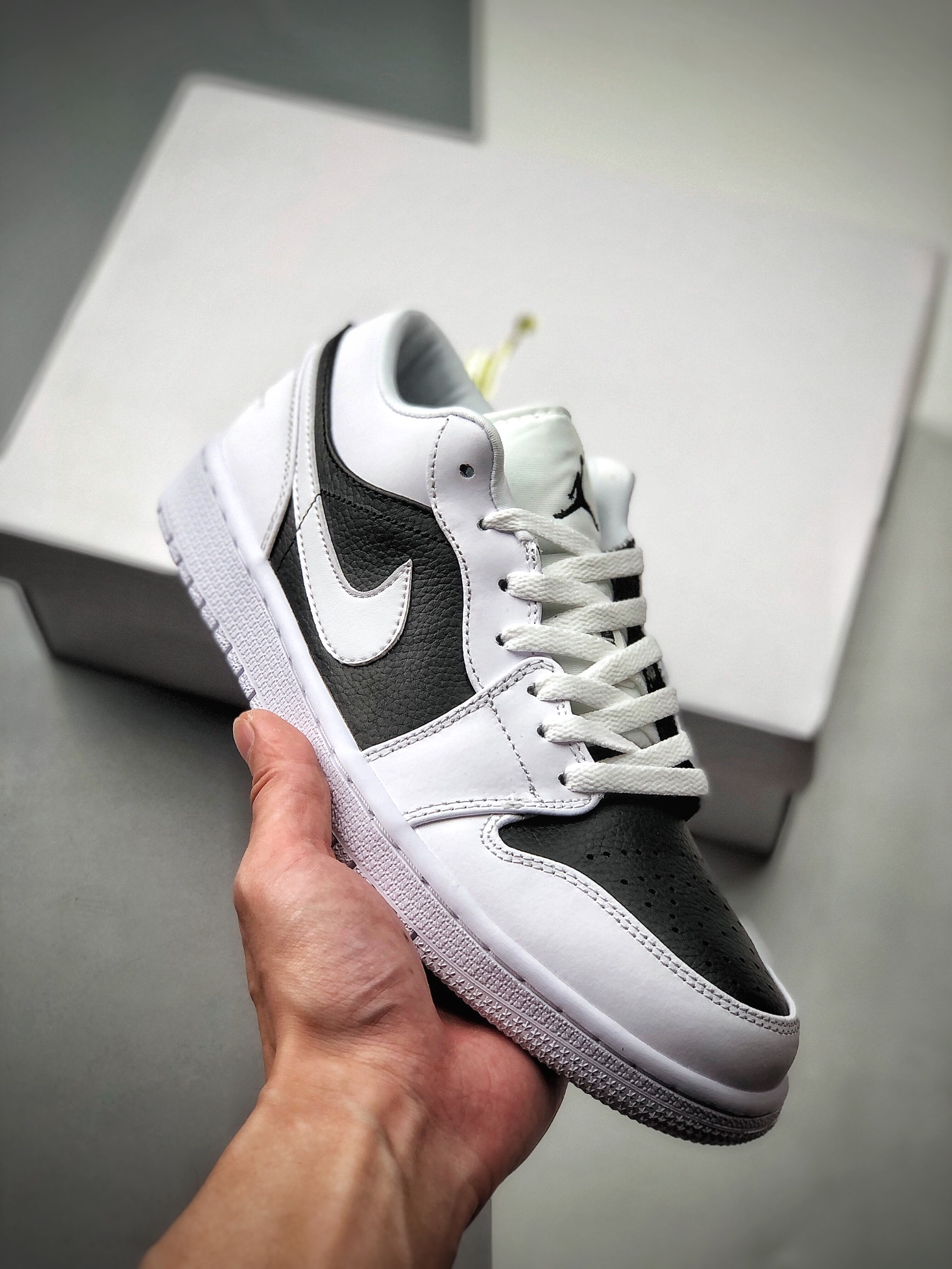 200  Air Jordan 1 Low ”Panda” 低帮 黑白熊猫 AJ1 乔丹1代DC0774-100
