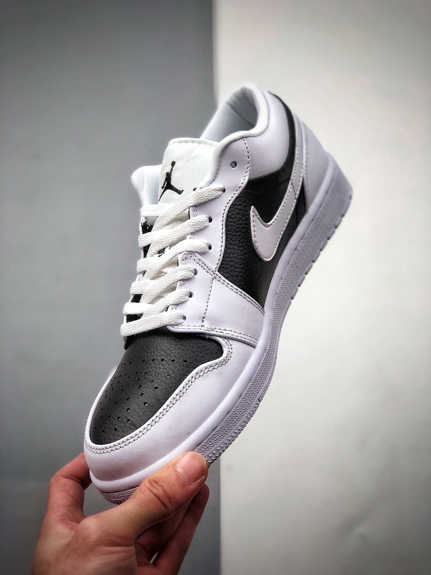 200  Air Jordan 1 Low ”Panda” 低帮 黑白熊猫 AJ1 乔丹1代DC0774-100