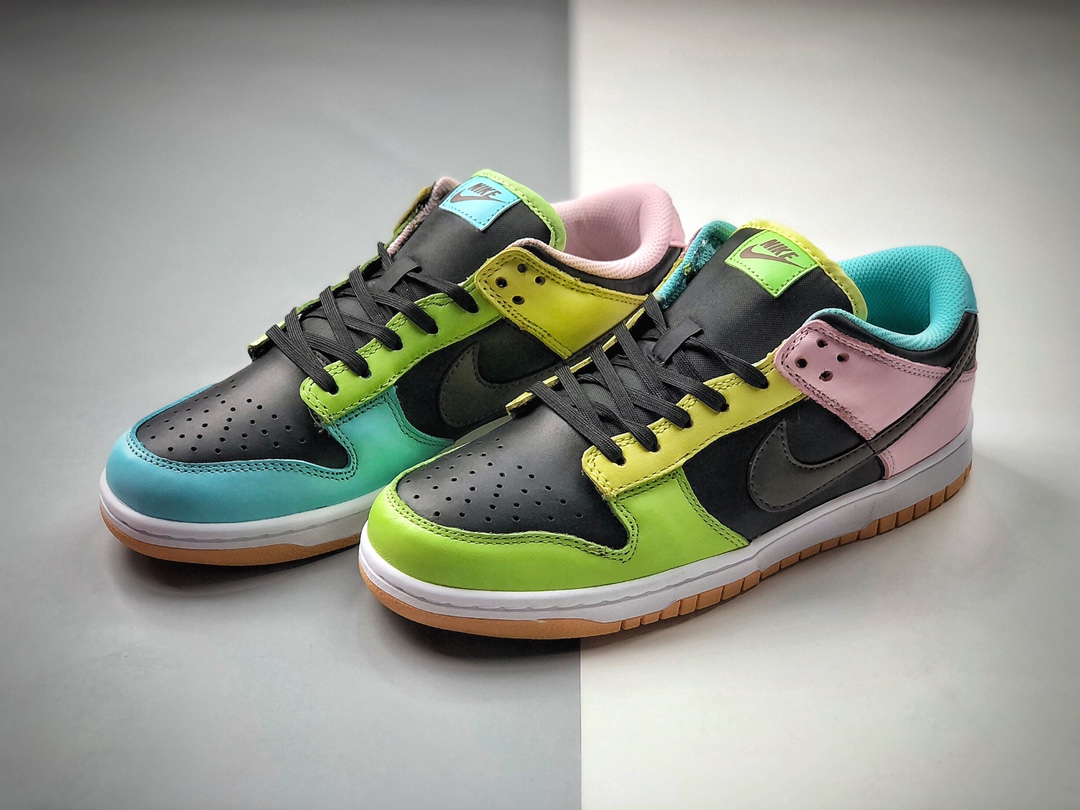 380  NIKE DUNIKE LOW SE“FREE”99  DH0952-001