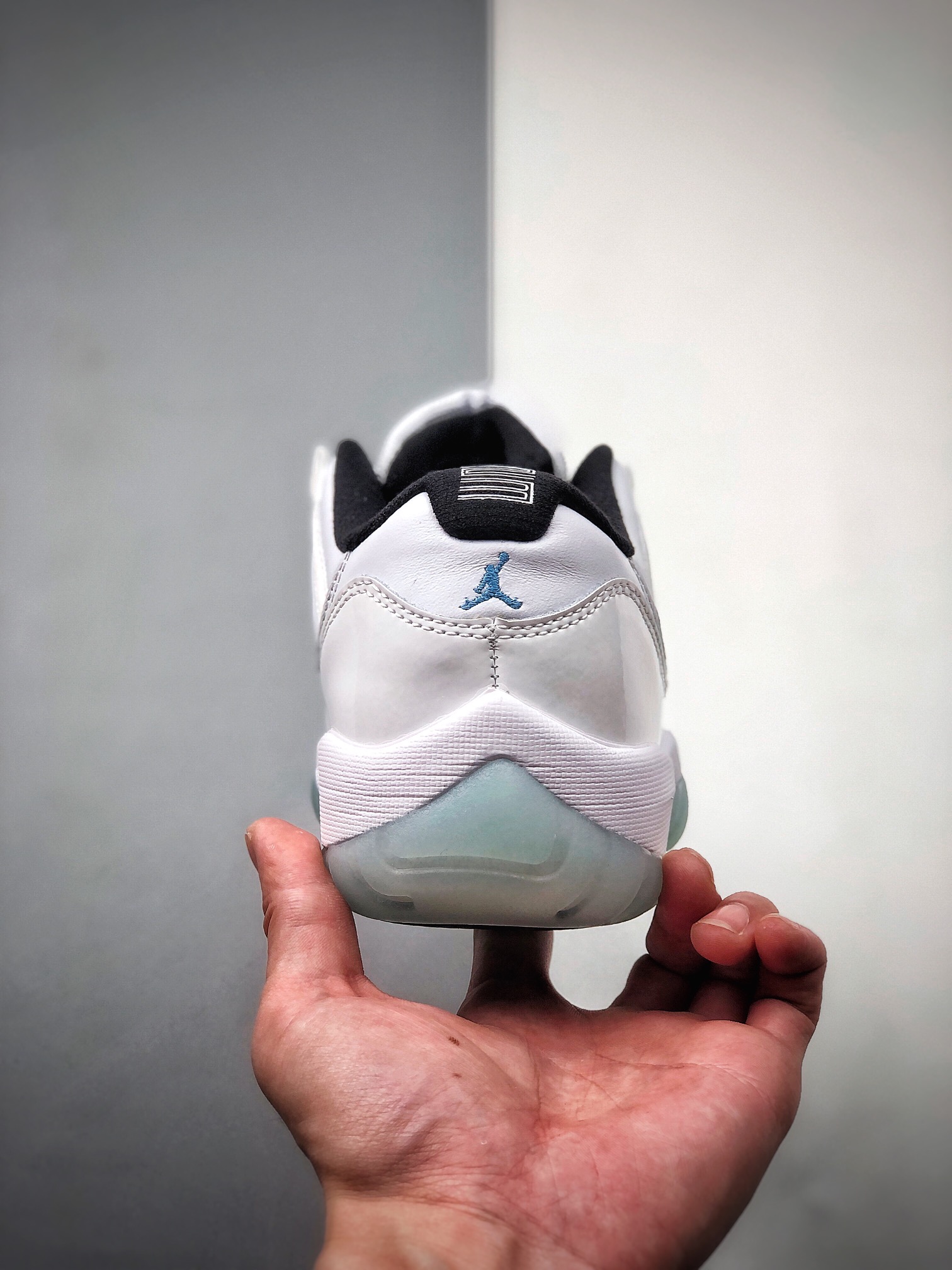 420  Air Jordan 11 Retro Low  ”Legend Blue” AJ11乔11 传奇蓝 低帮男子文化篮球鞋  AV2187-117