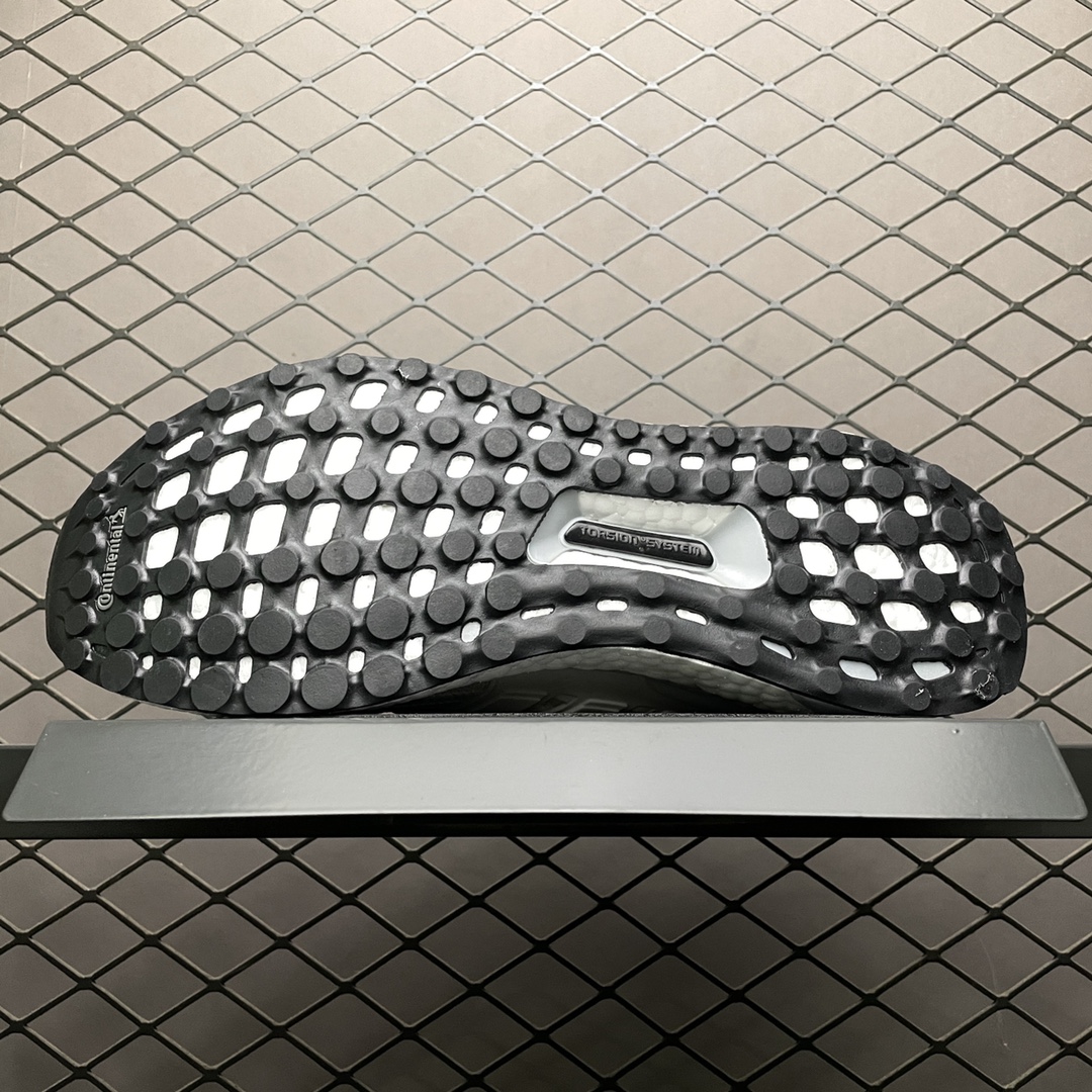 180 AD 阿迪 Ultra Boost 4.0 UB4.0 全掌爆米花 针织黑条纹 透气跑步鞋 BB6168