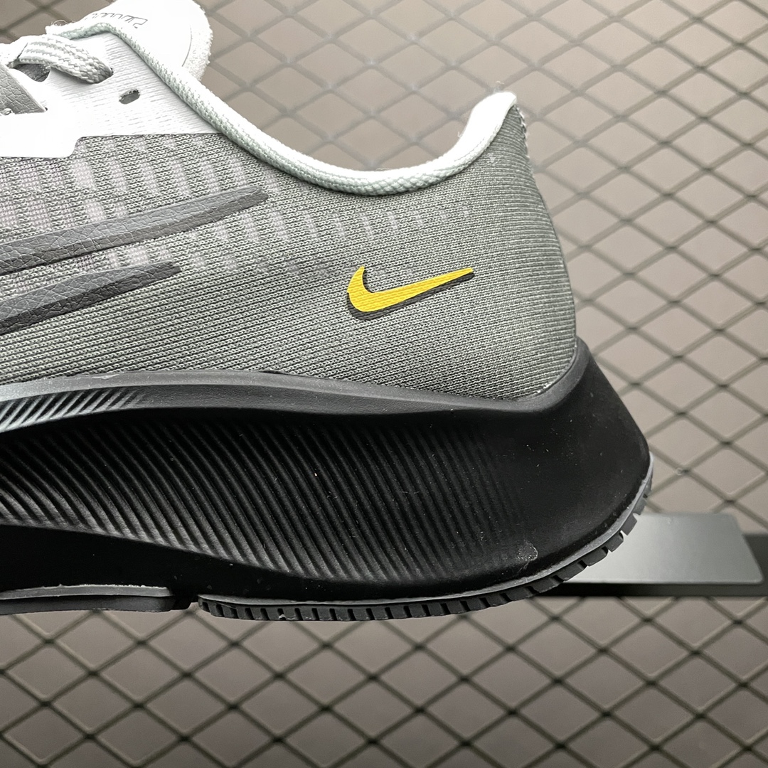 200 Nike Zoom Pegasus 37 登月37代 超轻网面透气跑步鞋 DA4662-001