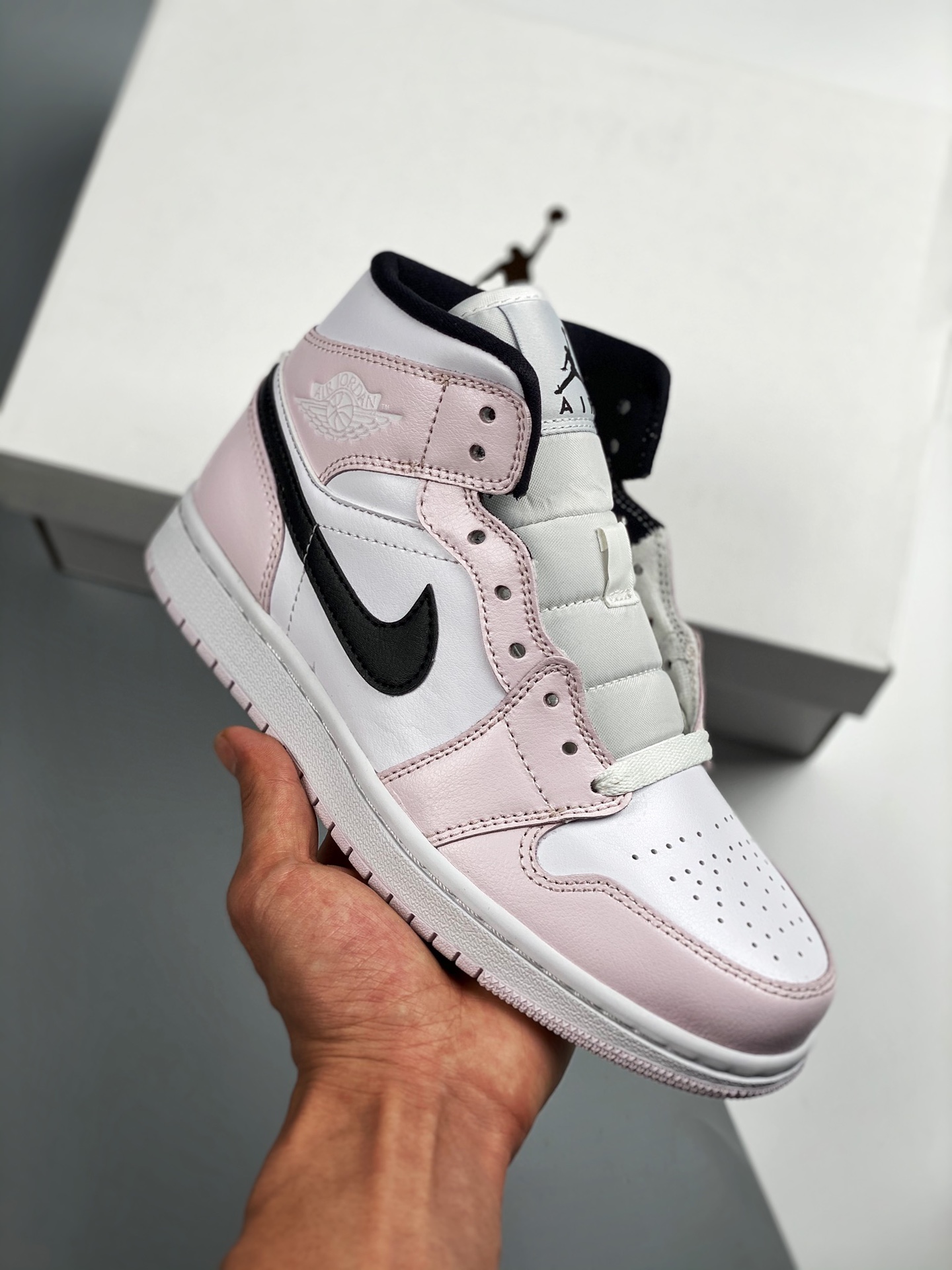 Air Jordan 1 Mid rosa, violeta, el mejor mid-top del mercado, calidad tope! La única versión correcta del mercado, todo…
