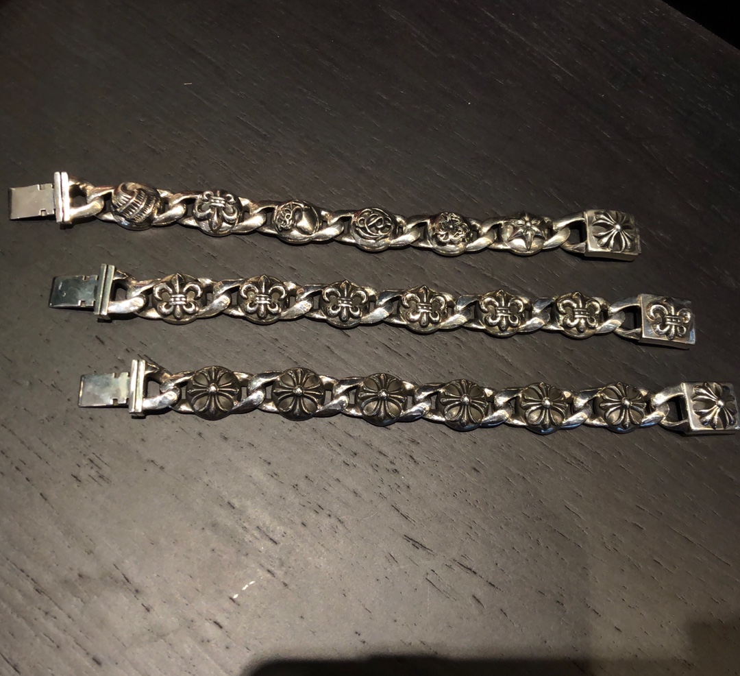 Chrome Hearts 𝐂𝐡𝐫𝐨𝐦𝐞 𝐡𝐞𝐚𝐫𝐭𝐬 克罗心童军花/十字架粗手链