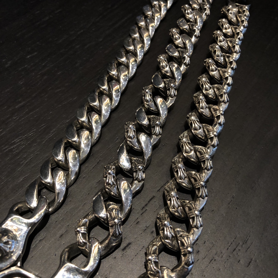 Chrome Hearts 𝐂𝐡𝐫𝐨𝐦𝐞 𝐡𝐞𝐚𝐫𝐭𝐬 克罗心十字架粗手链