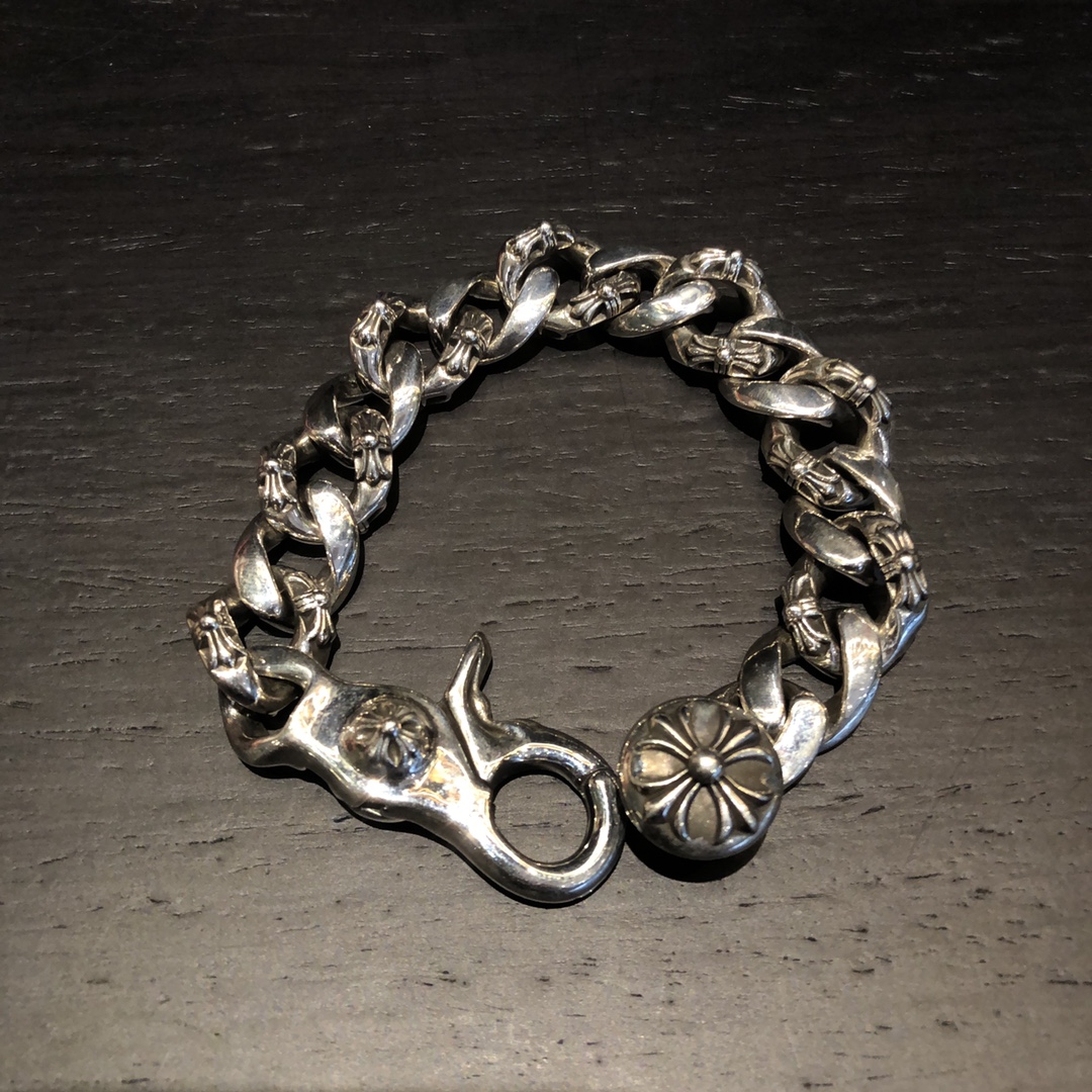Chrome Hearts 𝐂𝐡𝐫𝐨𝐦𝐞 𝐡𝐞𝐚𝐫𝐭𝐬 克罗心十字架粗手链