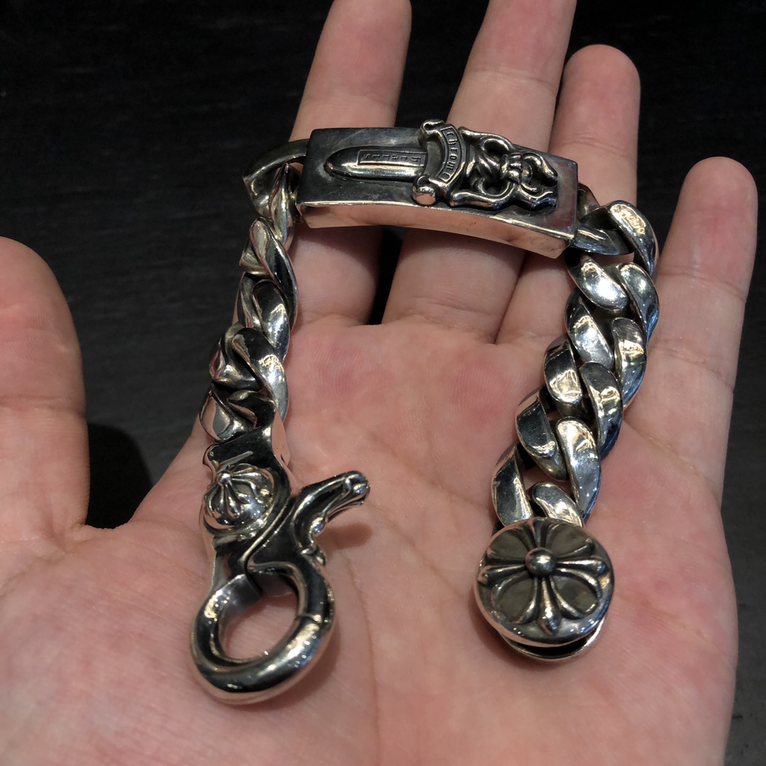 Chrome Hearts 𝐂𝐡𝐫𝐨𝐦𝐞 𝐡𝐞𝐚𝐫𝐭𝐬 克罗心宝剑粗手链